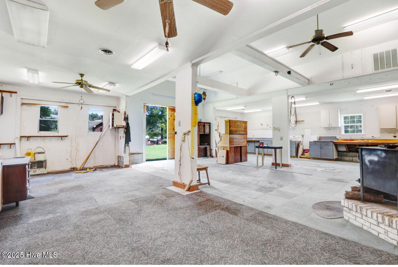 9222 Midway Road Property Photo 30