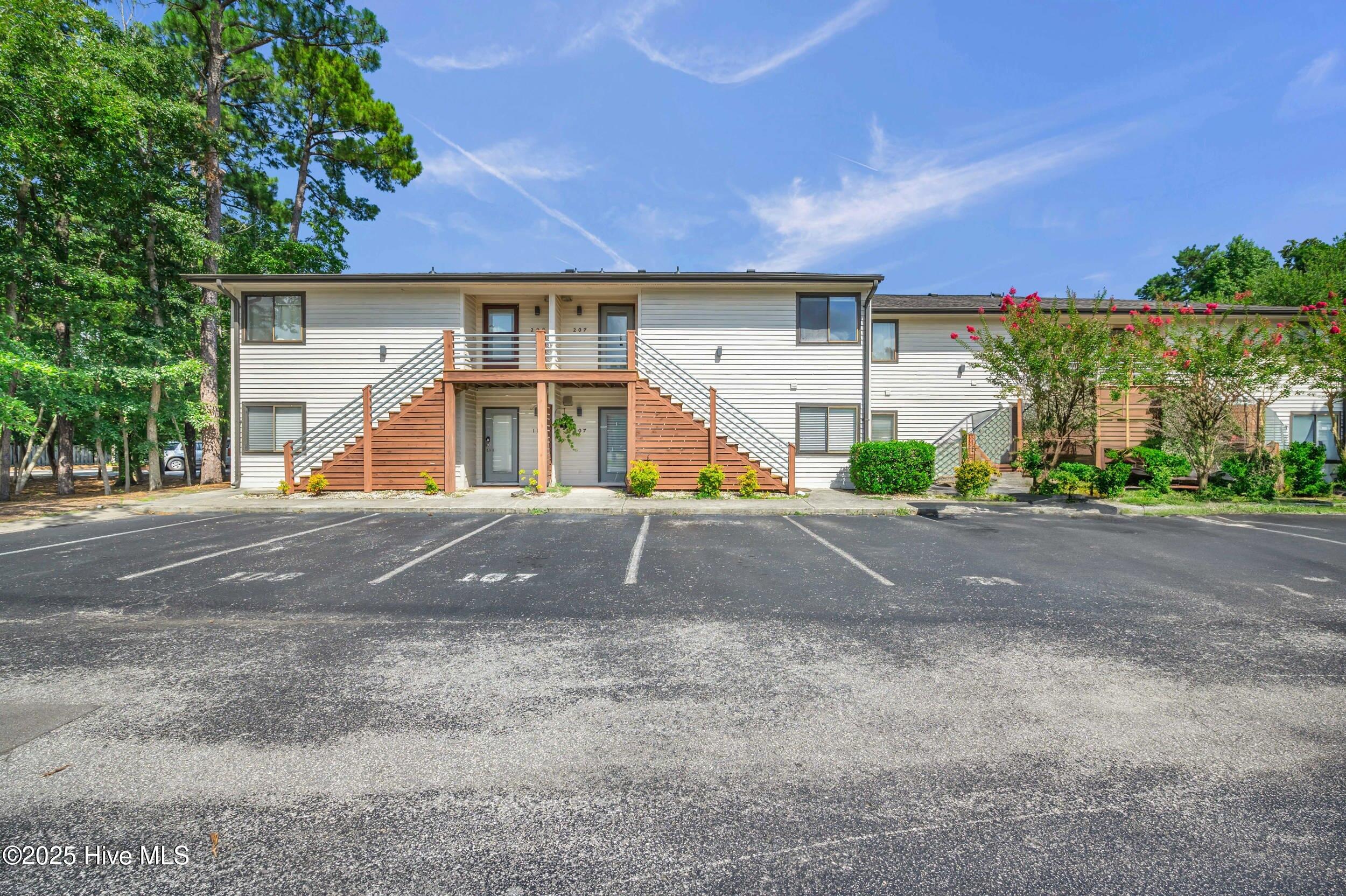 1507 Military Cutoff Road Apt 207 Property Photo 1