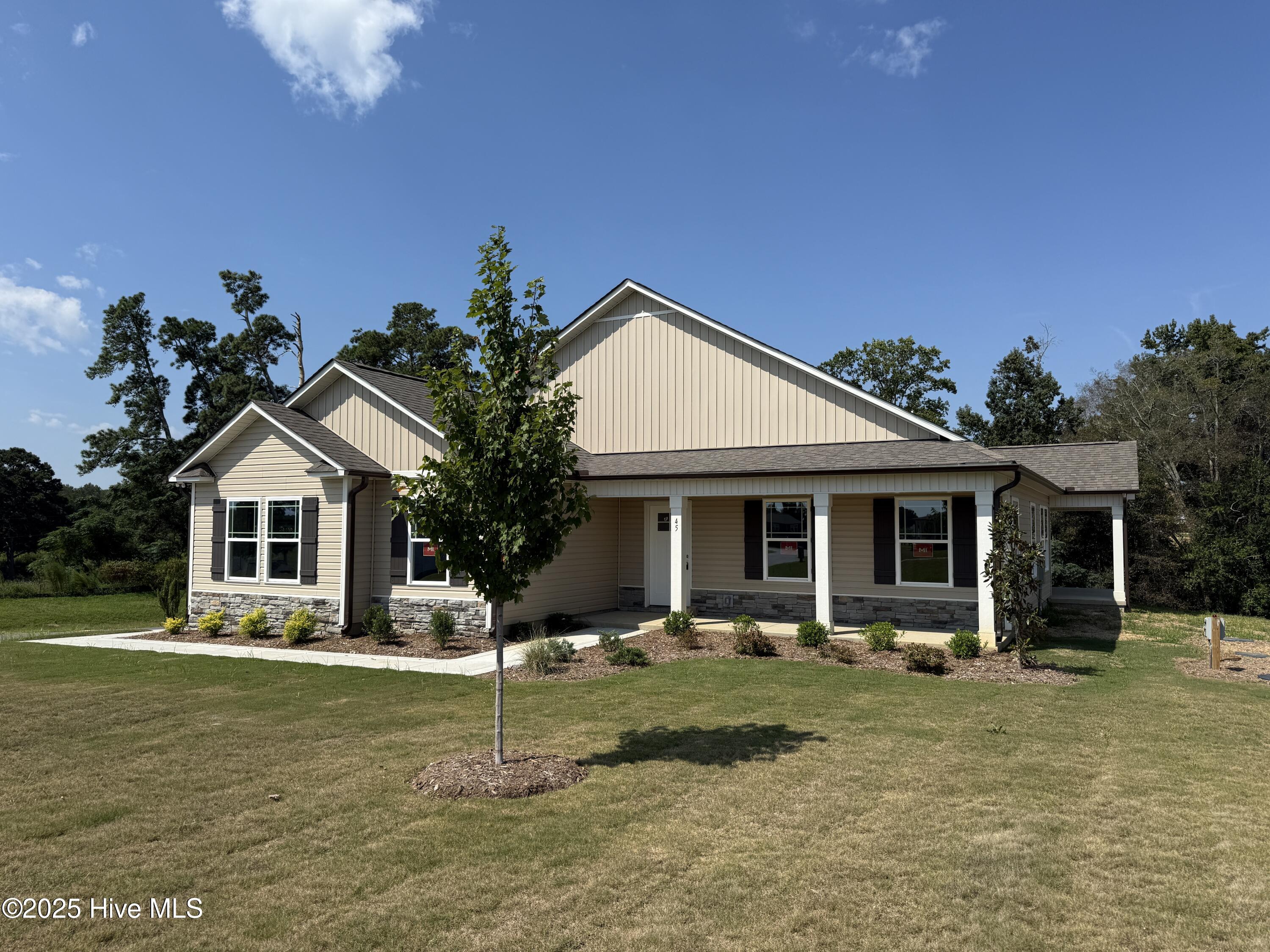 28 Hagood Street Property Photo 1
