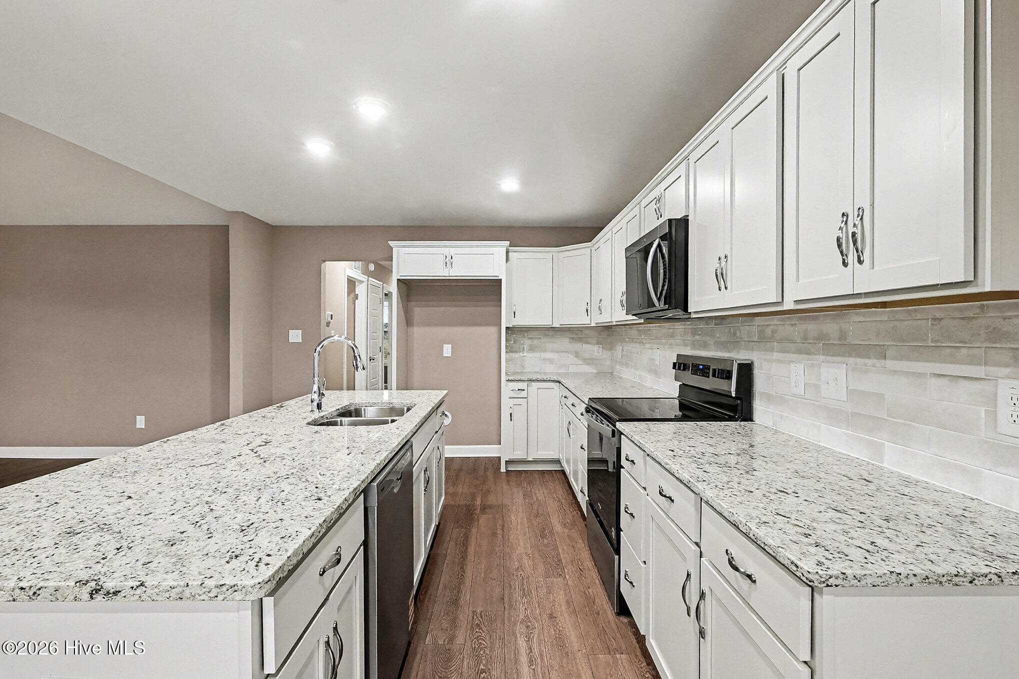 45 Ruskin Drive Property Photo 11