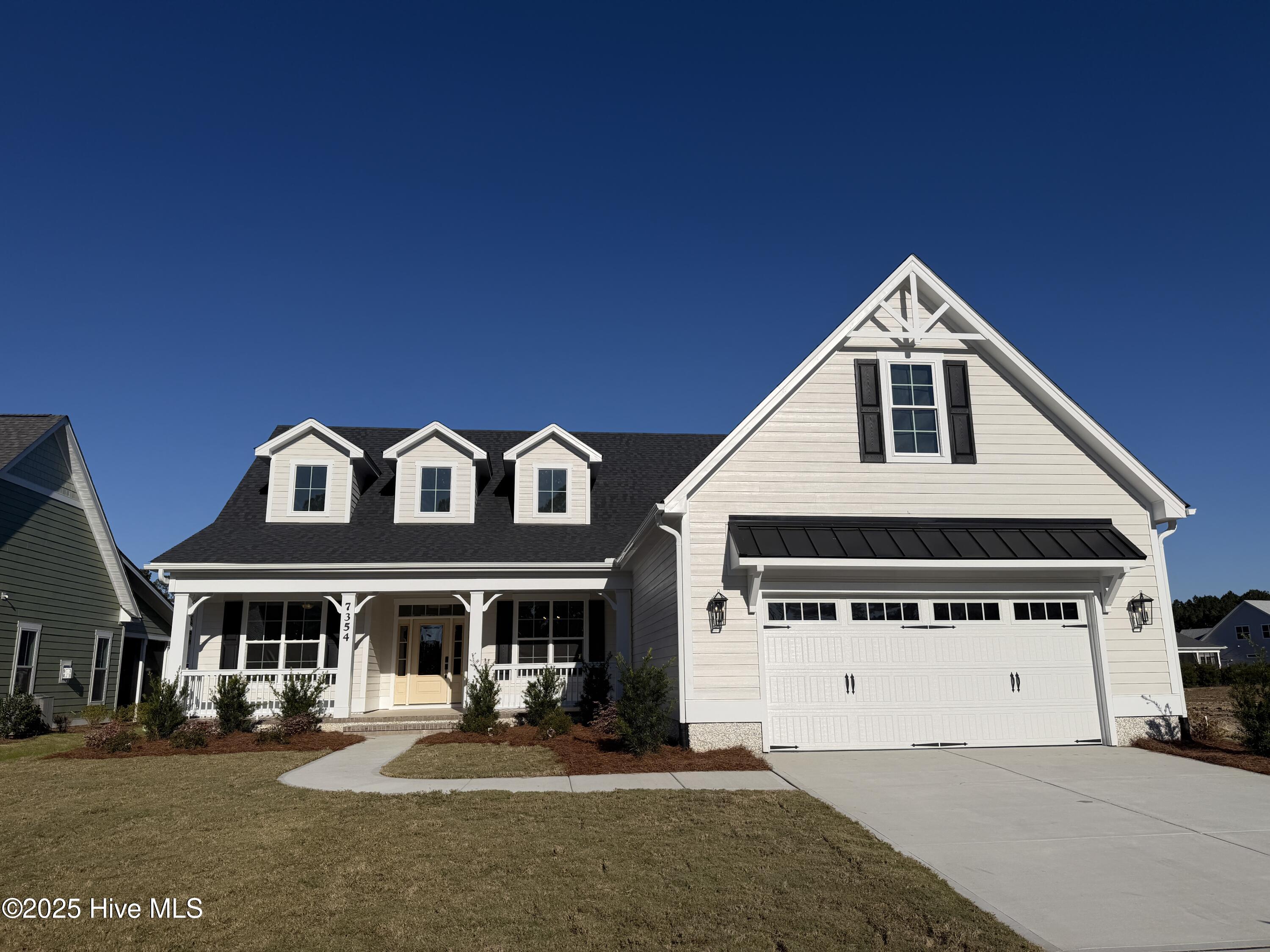 7354 Foxbriar Drive Property Photo 1