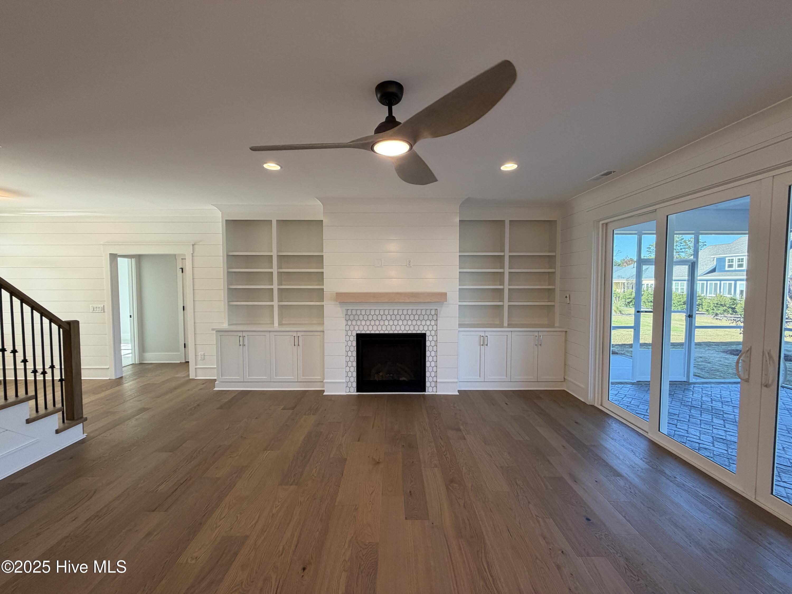 7354 Foxbriar Drive Property Photo 17