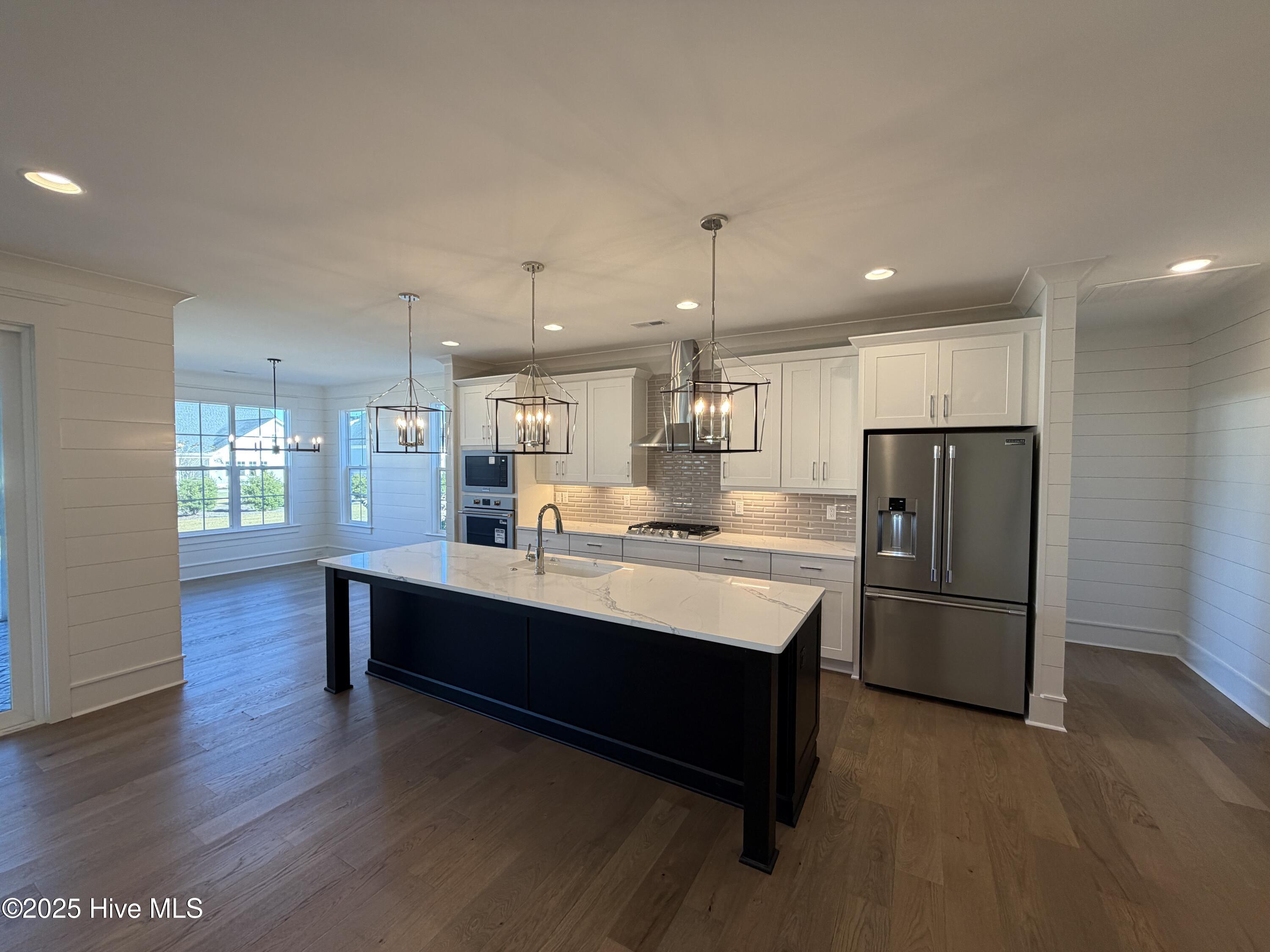 7354 Foxbriar Drive Property Photo 20