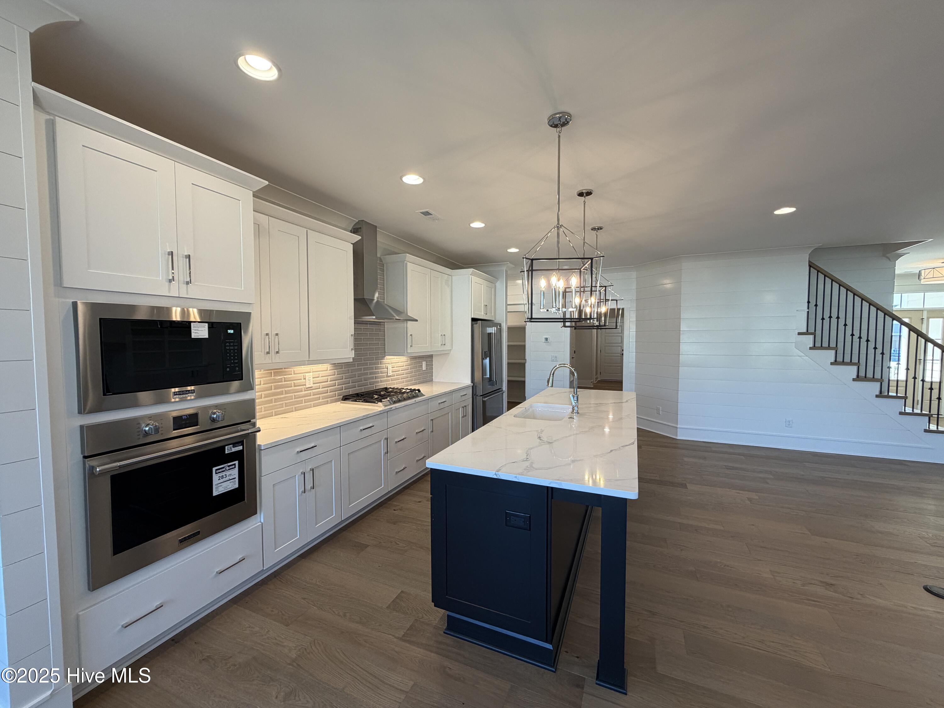 7354 Foxbriar Drive Property Photo 22