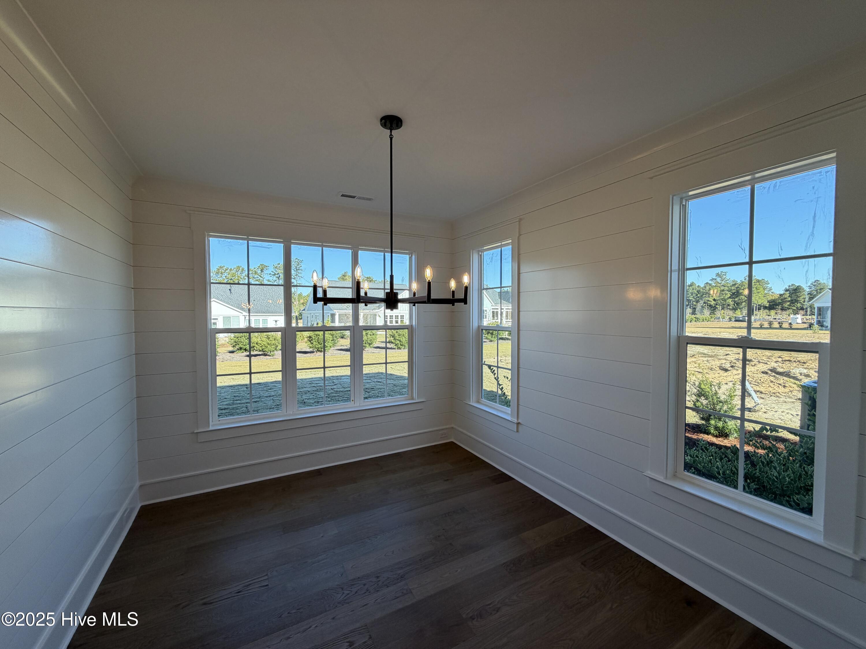 7354 Foxbriar Drive Property Photo 25