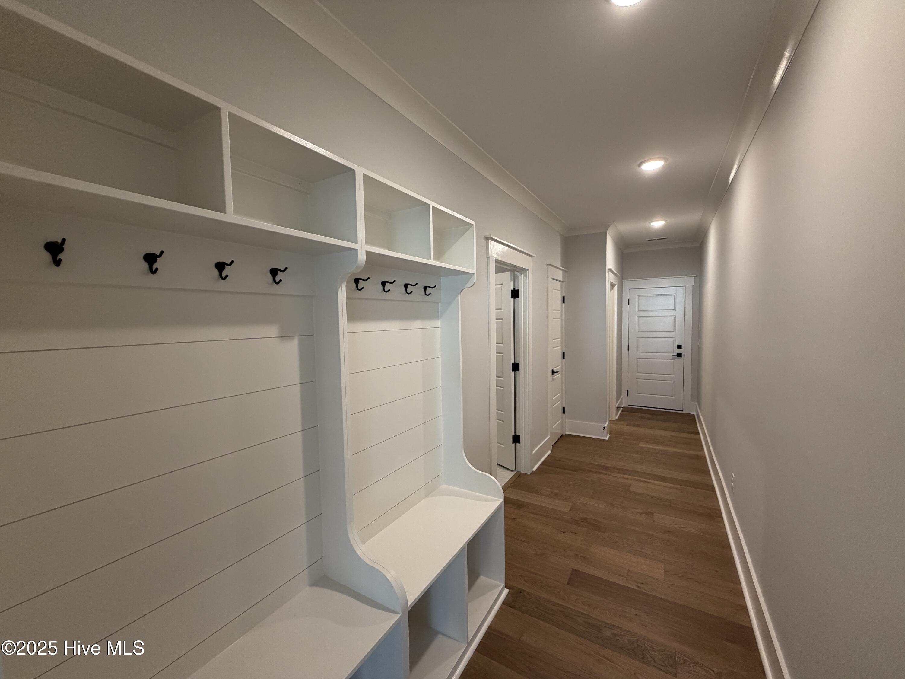7354 Foxbriar Drive Property Photo 29