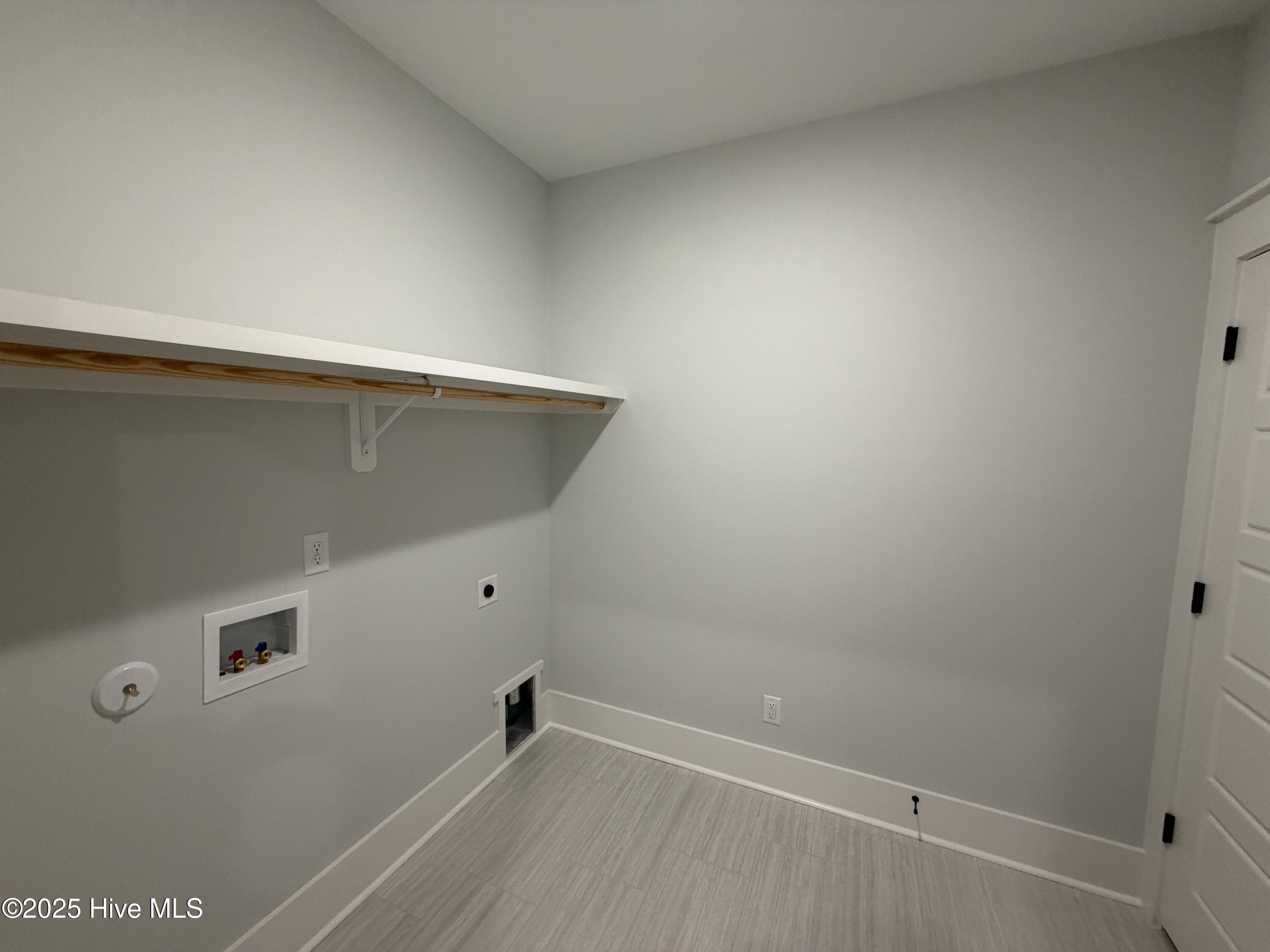 7354 Foxbriar Drive Property Photo 31