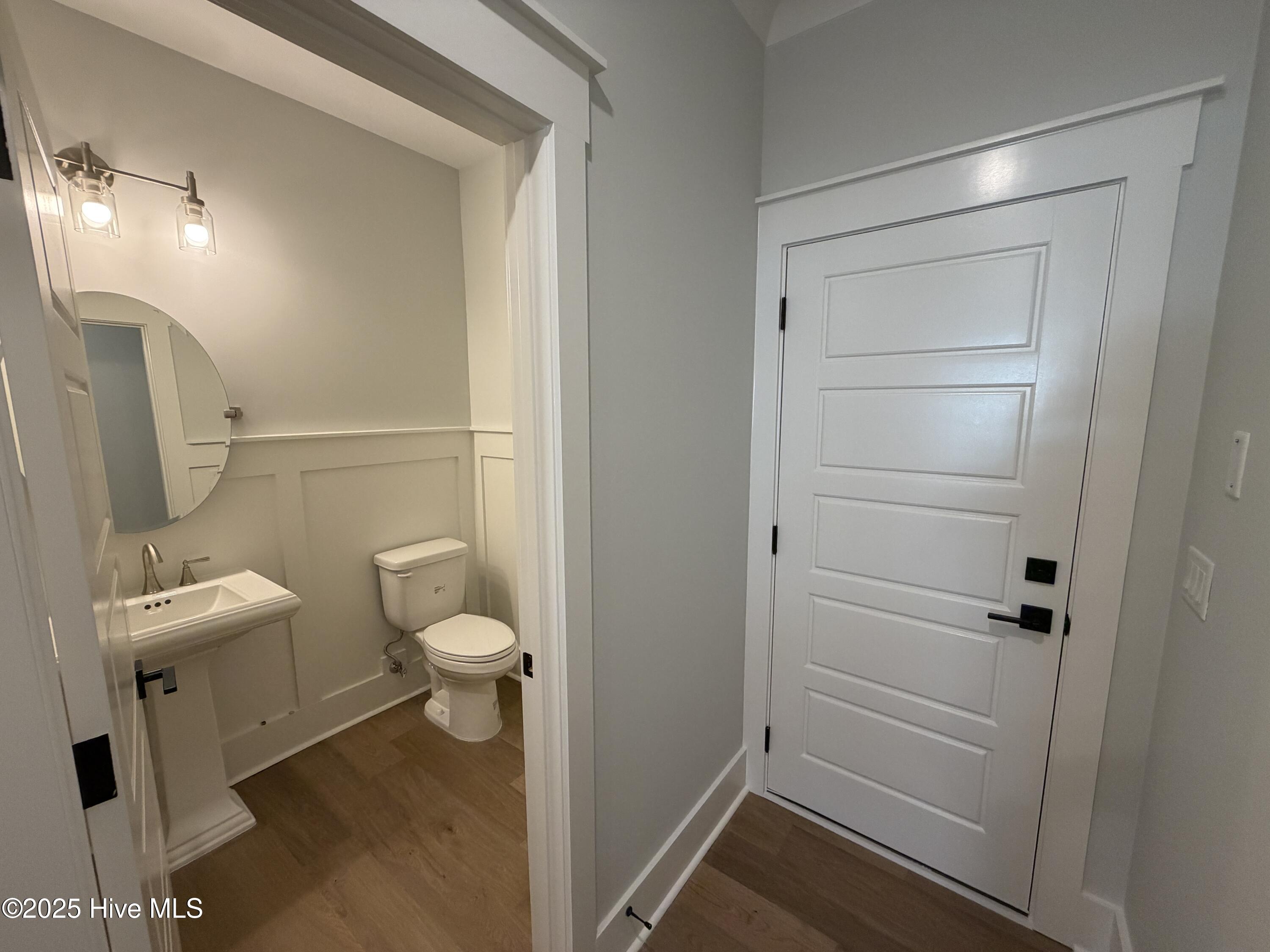 7354 Foxbriar Drive Property Photo 32