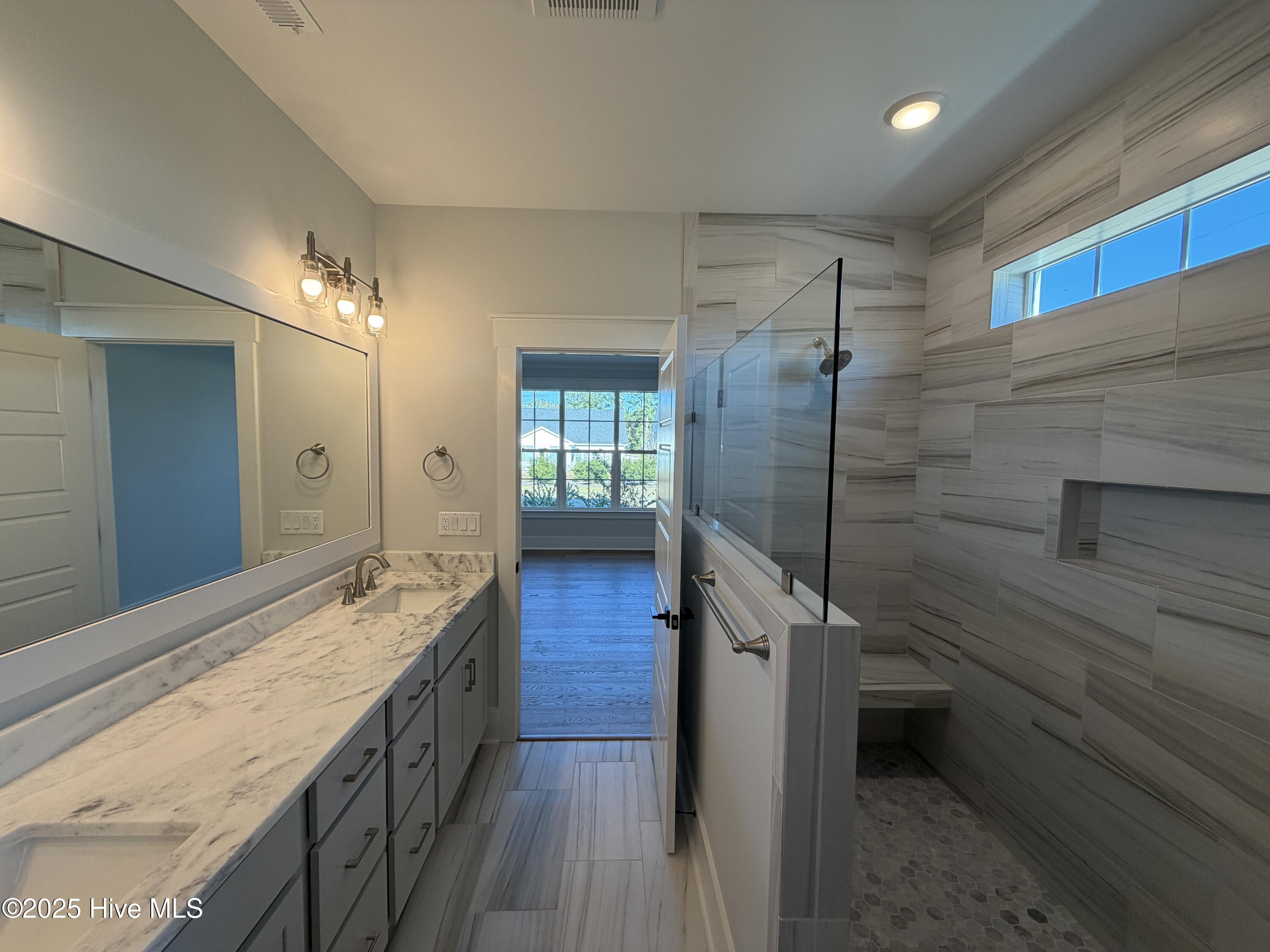 7354 Foxbriar Drive Property Photo 44