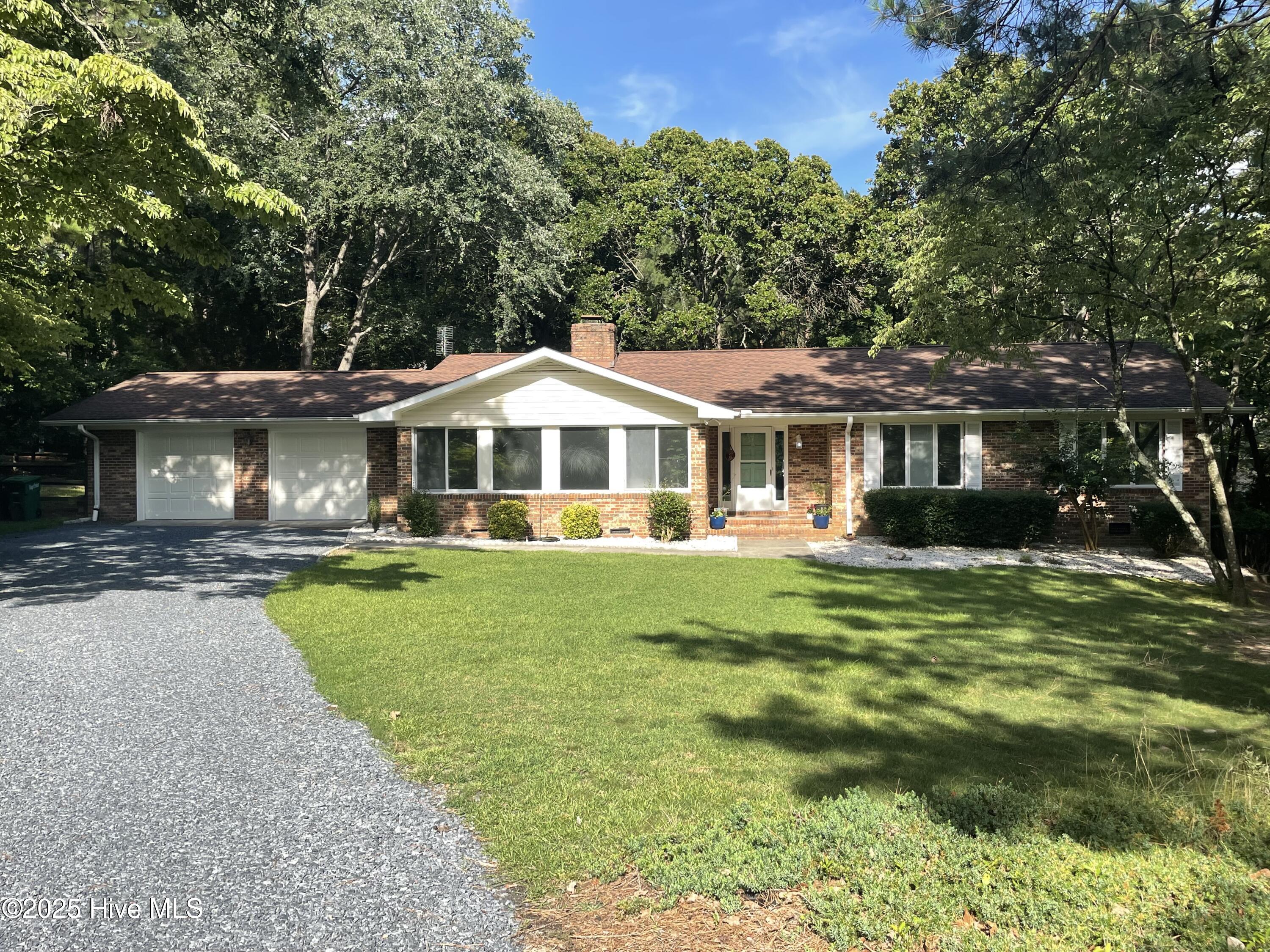 10 Salem Lane Property Photo 1