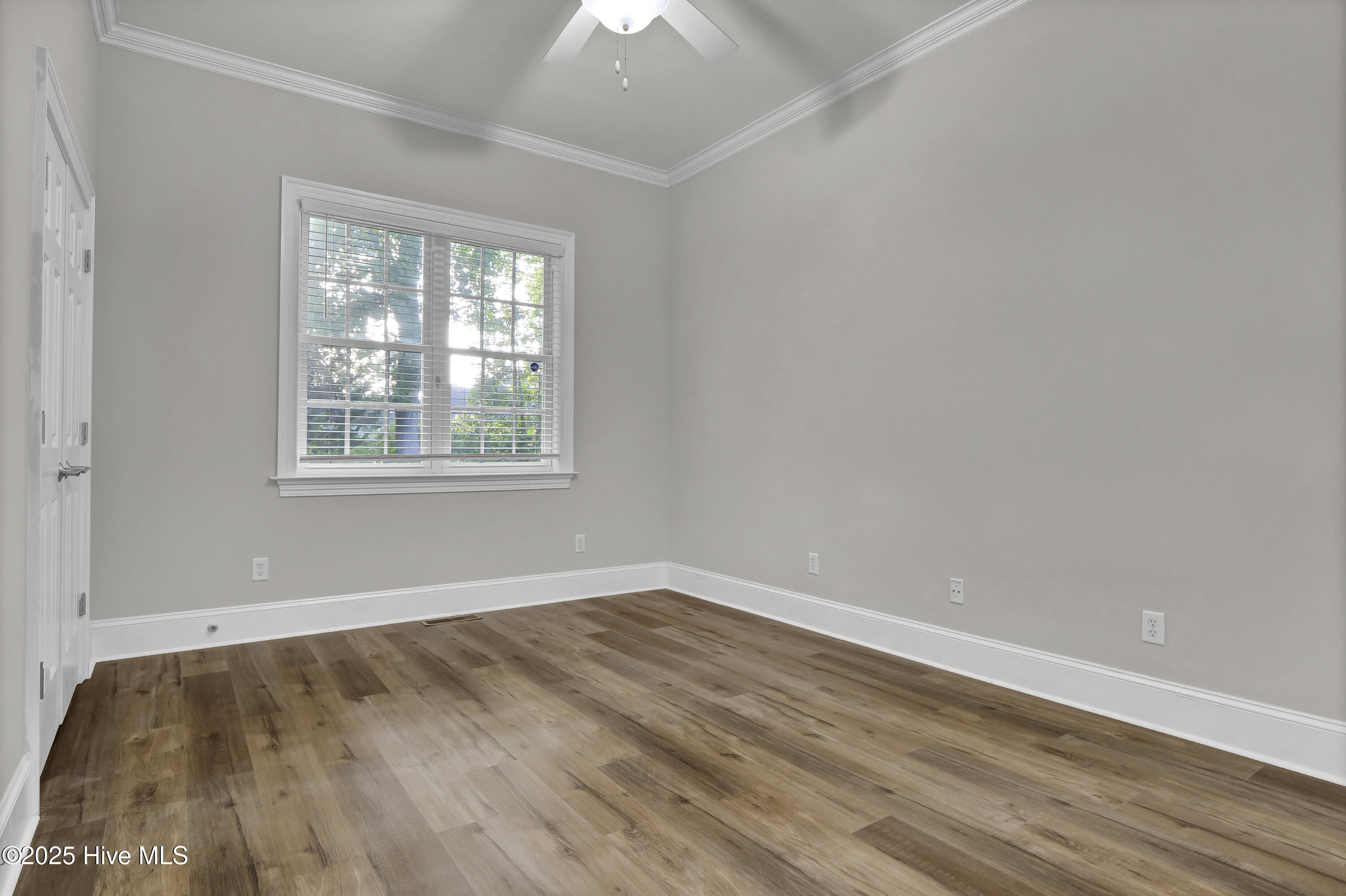 8707 Lowes Island Drive Property Photo 21