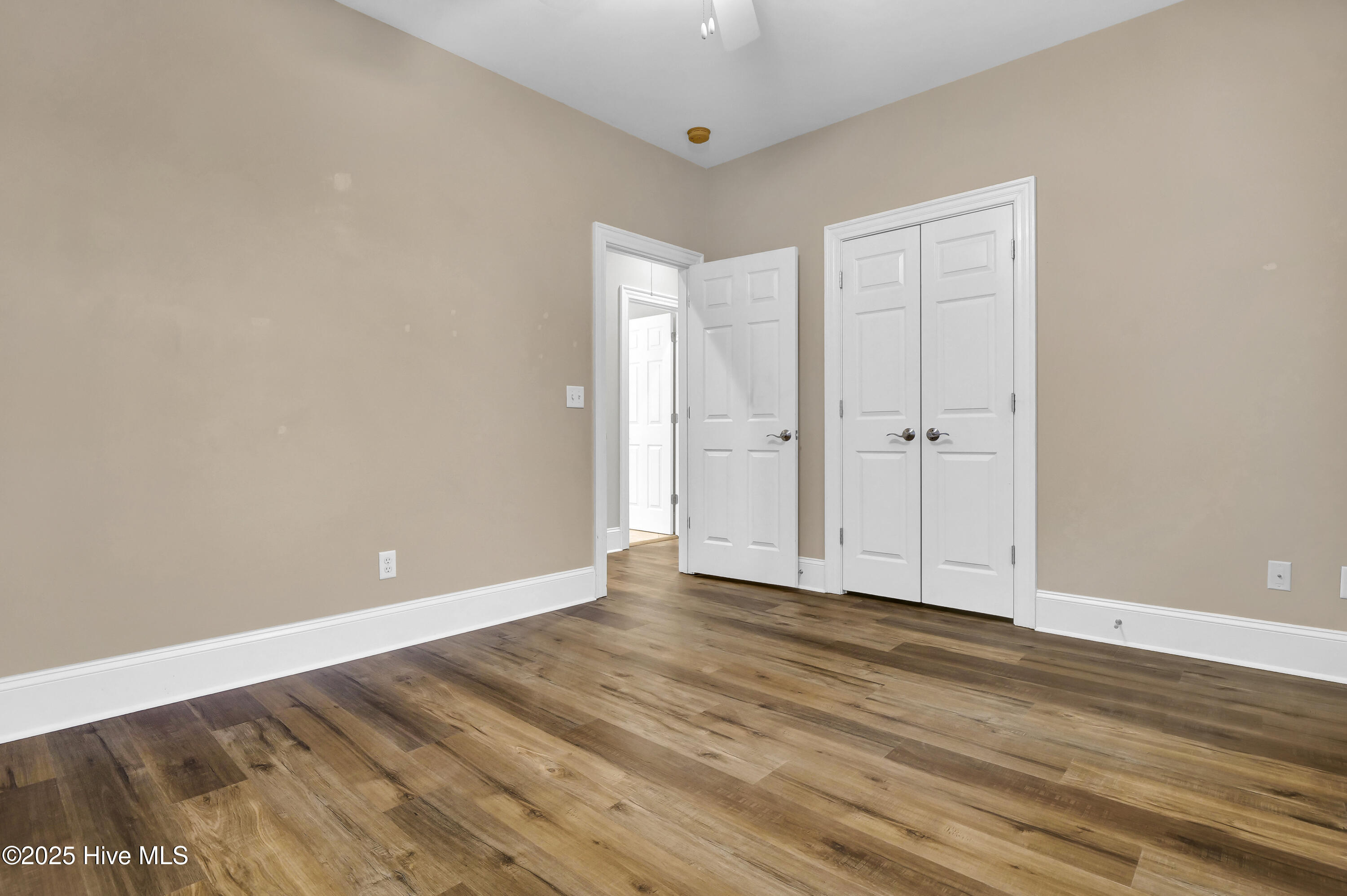 8707 Lowes Island Drive Property Photo 35