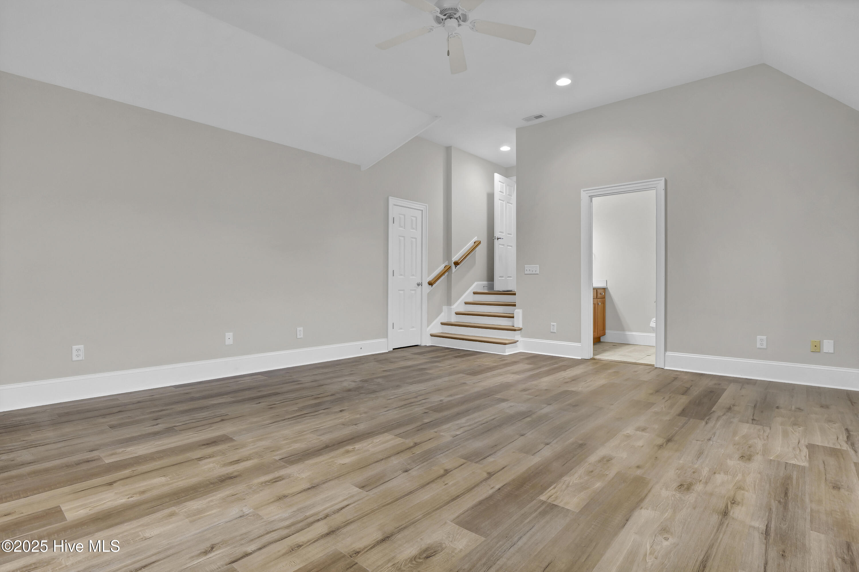 8707 Lowes Island Drive Property Photo 42