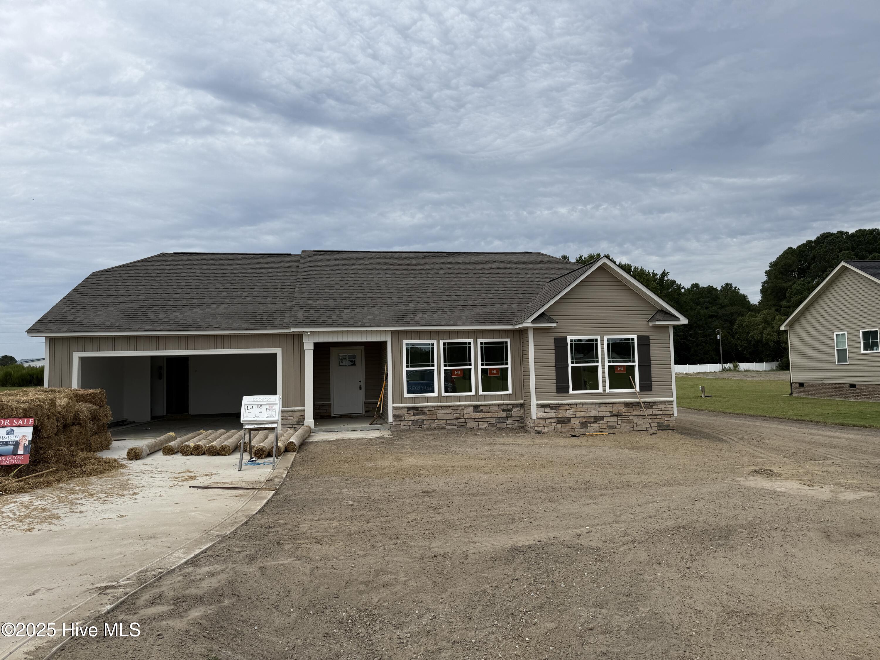 61 Maxwell Farm Lane Property Photo 1