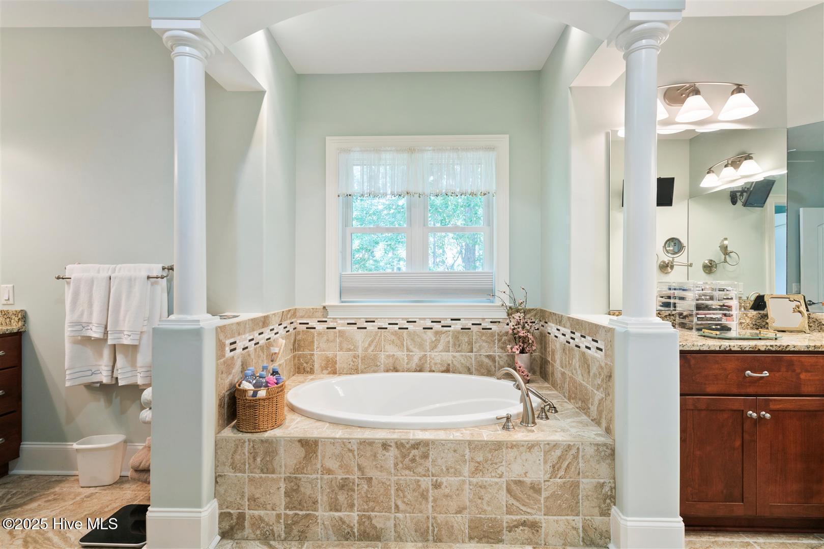4510 Fieldstone Circle Property Photo 48