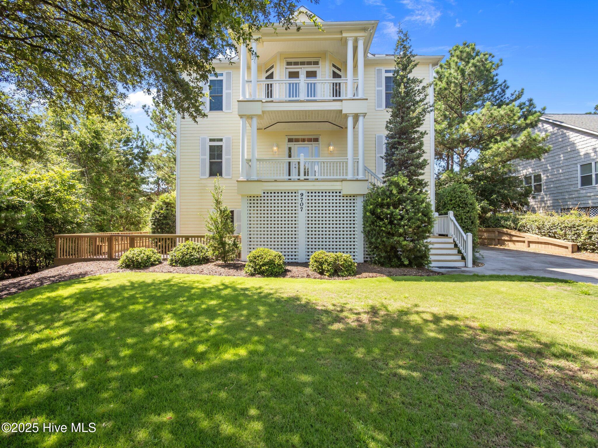 9707 Poseidon Road Property Photo 1