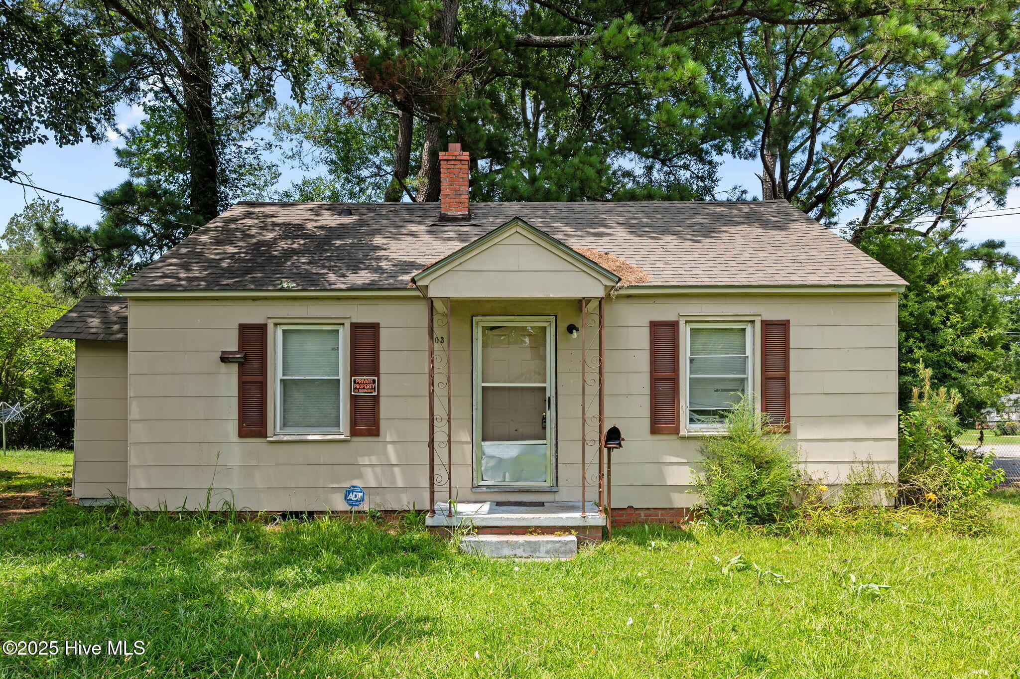 403 Winesett Circle Property Photo 1