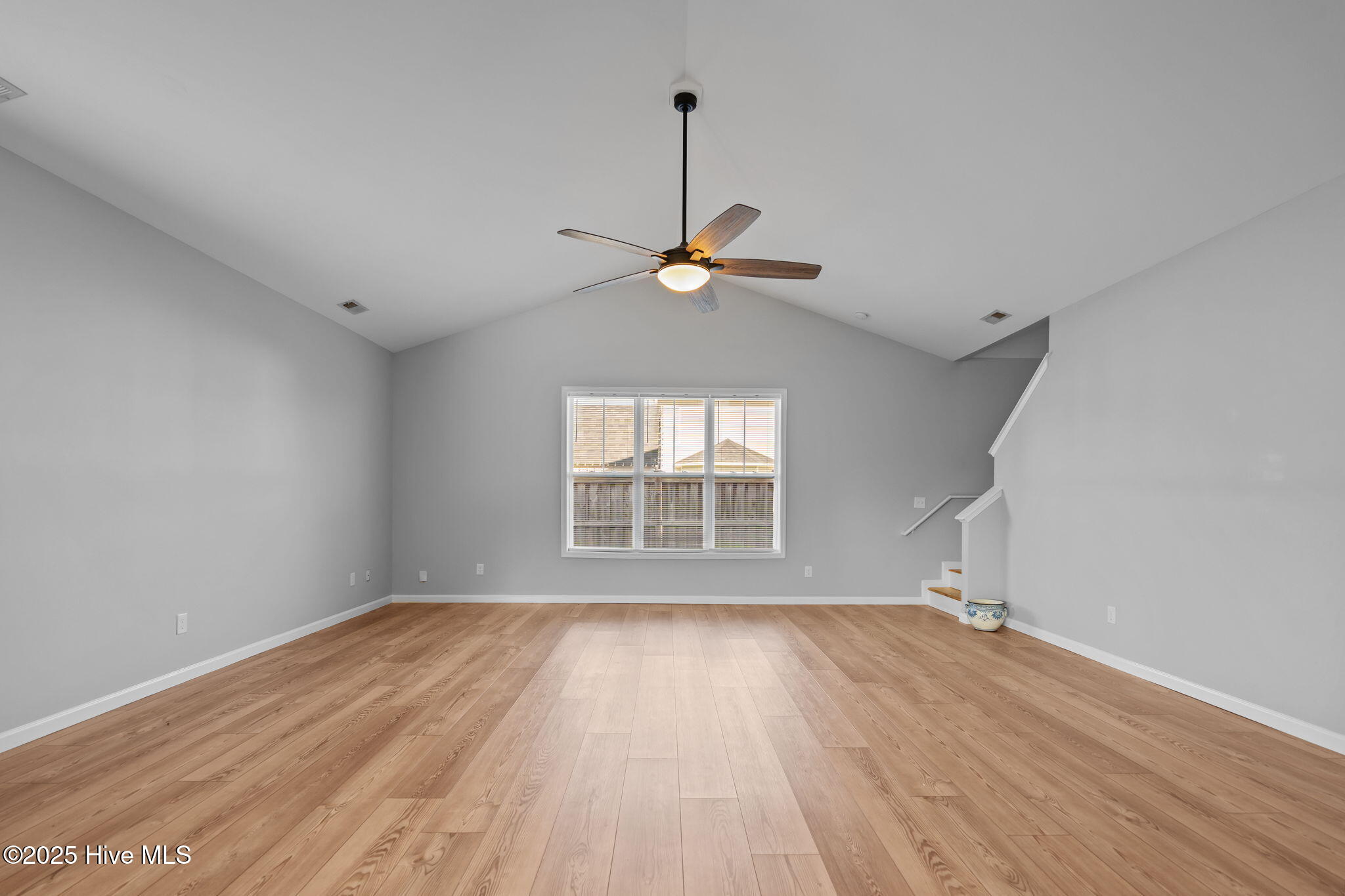 123 Cove Landing Property Photo 10