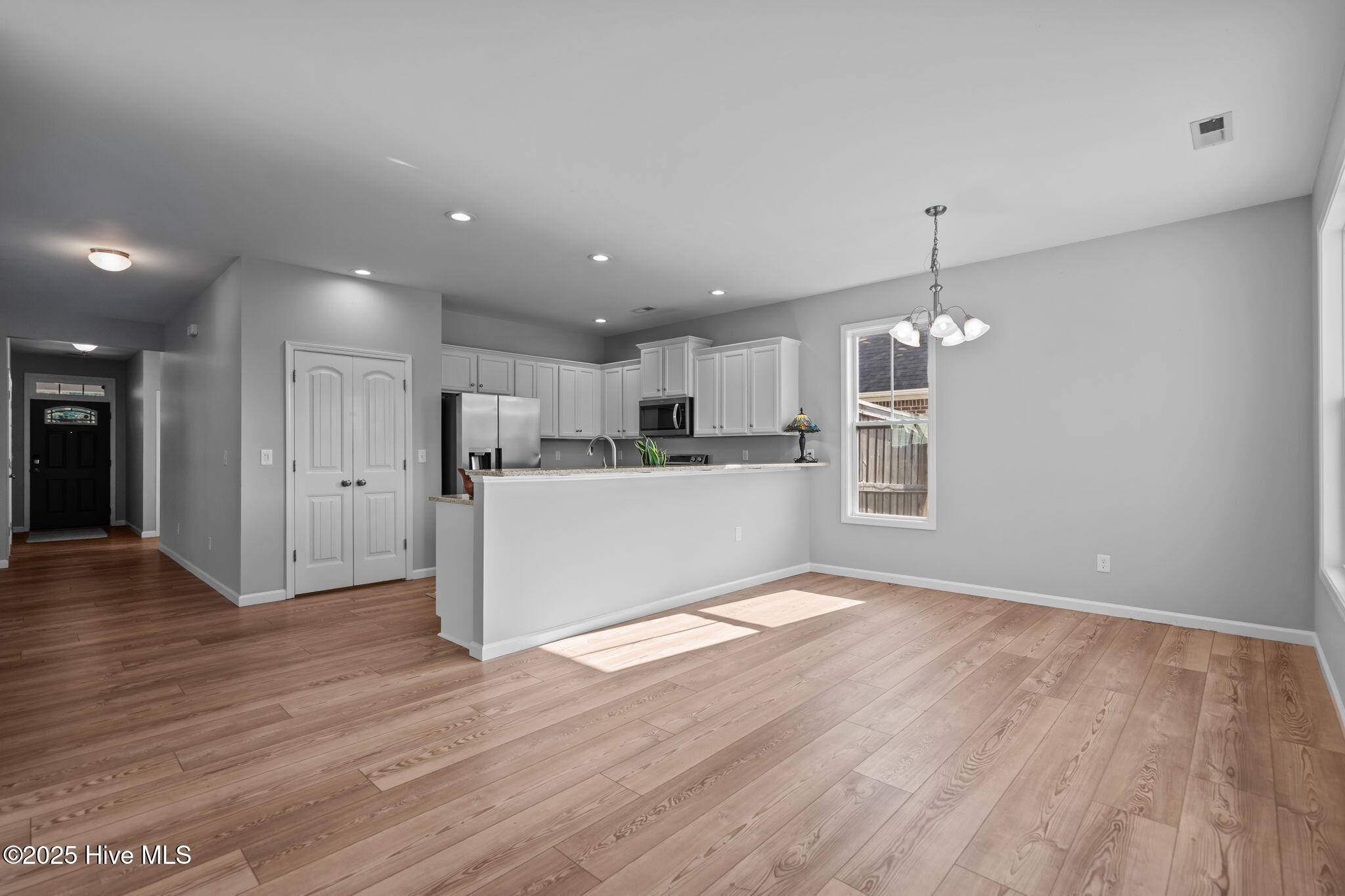 123 Cove Landing Property Photo 19