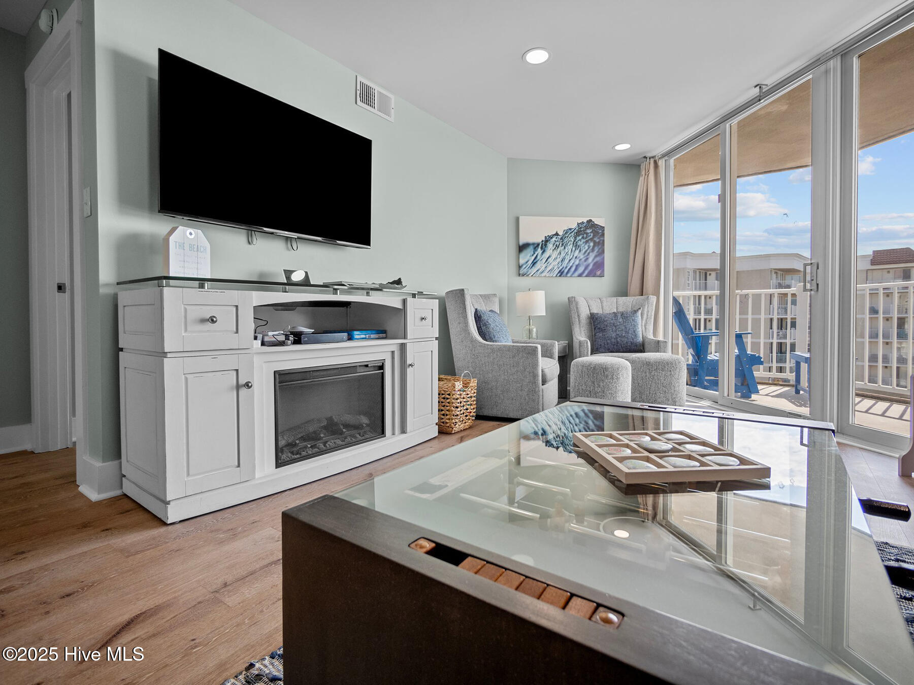 2000 New River Inlet Road Unit 2512 Property Photo 11