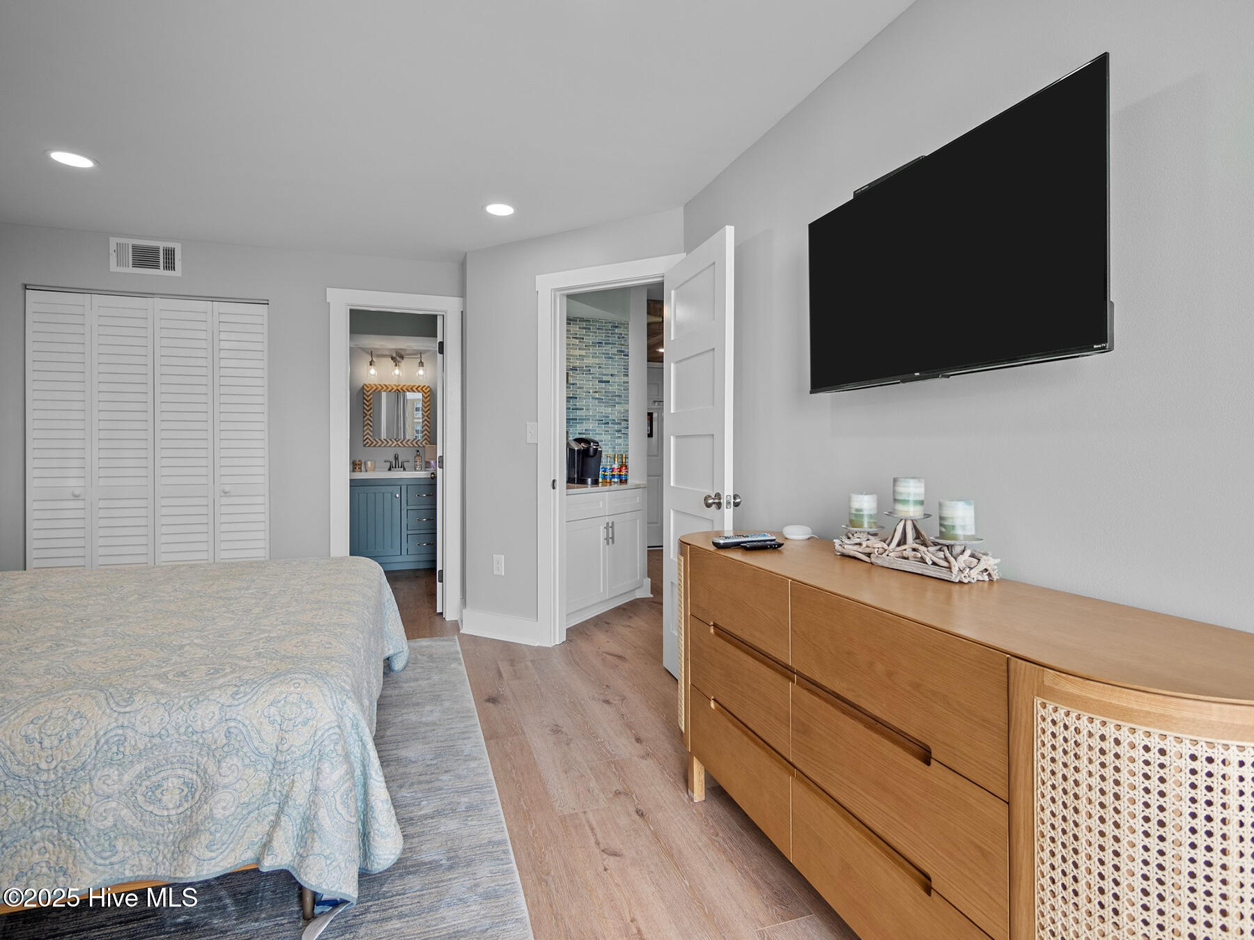 2000 New River Inlet Road Unit 2512 Property Photo 31