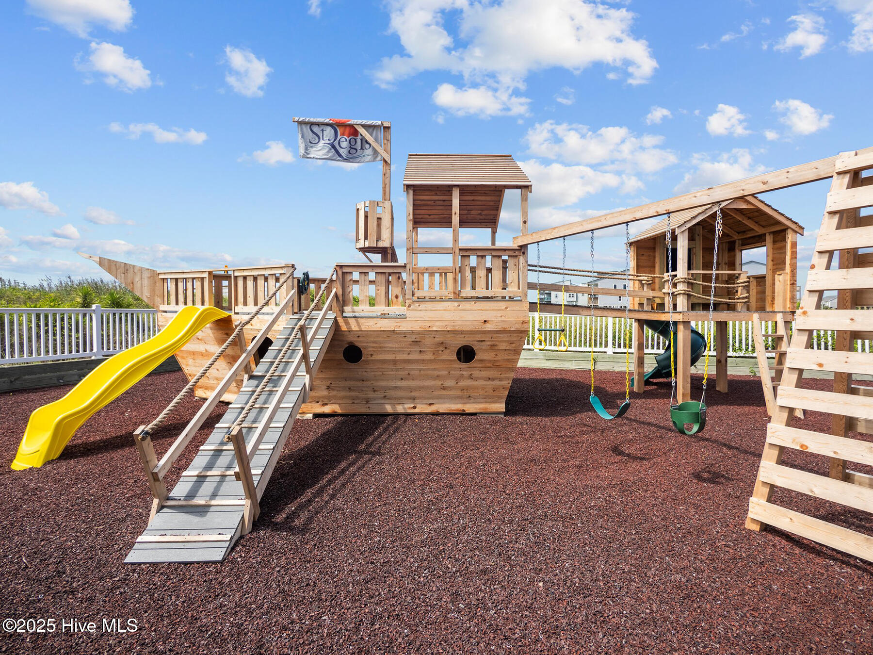 2000 New River Inlet Road Unit 2512 Property Photo 43