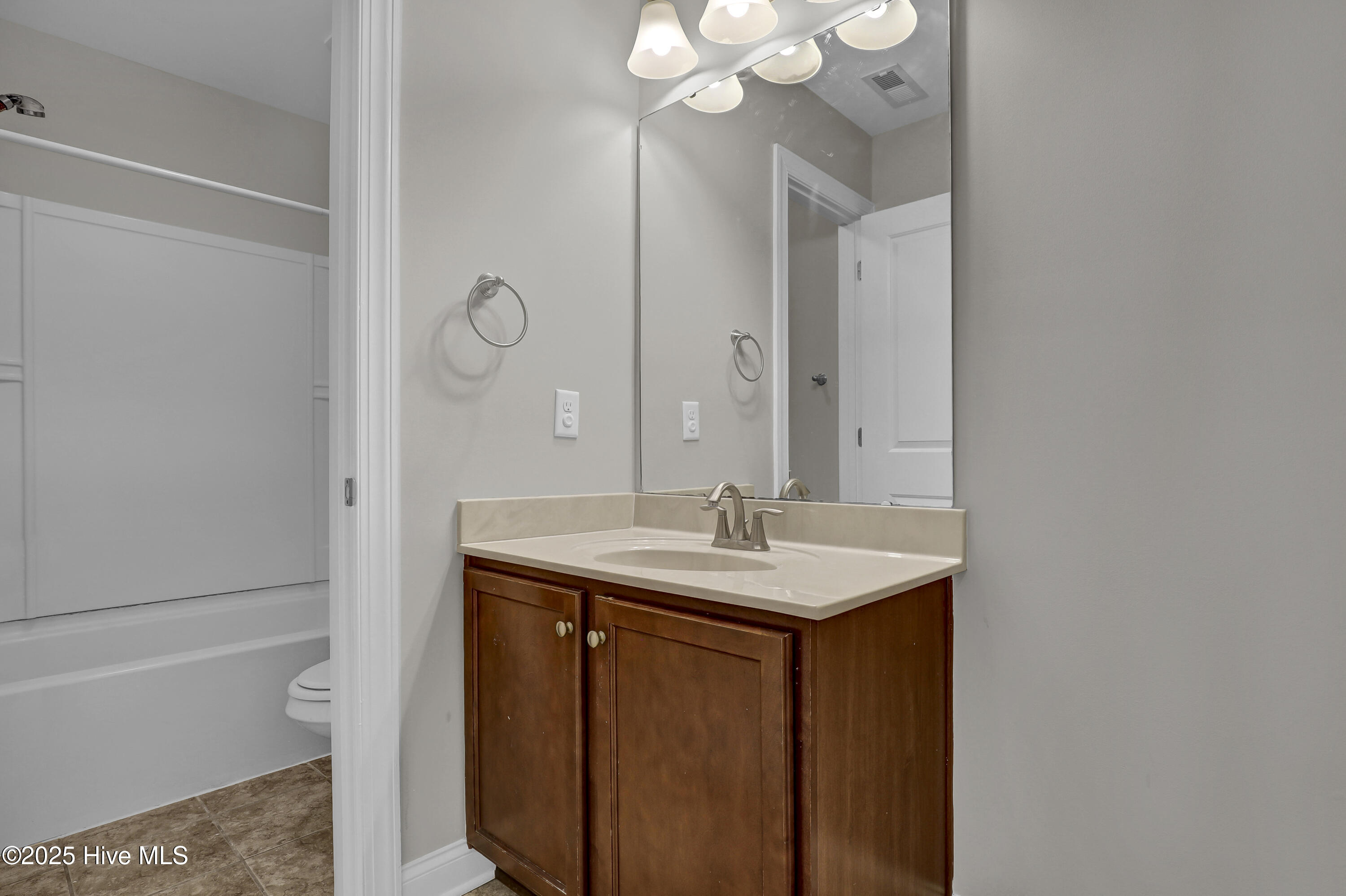 408 Canvasback Lane Property Photo 24