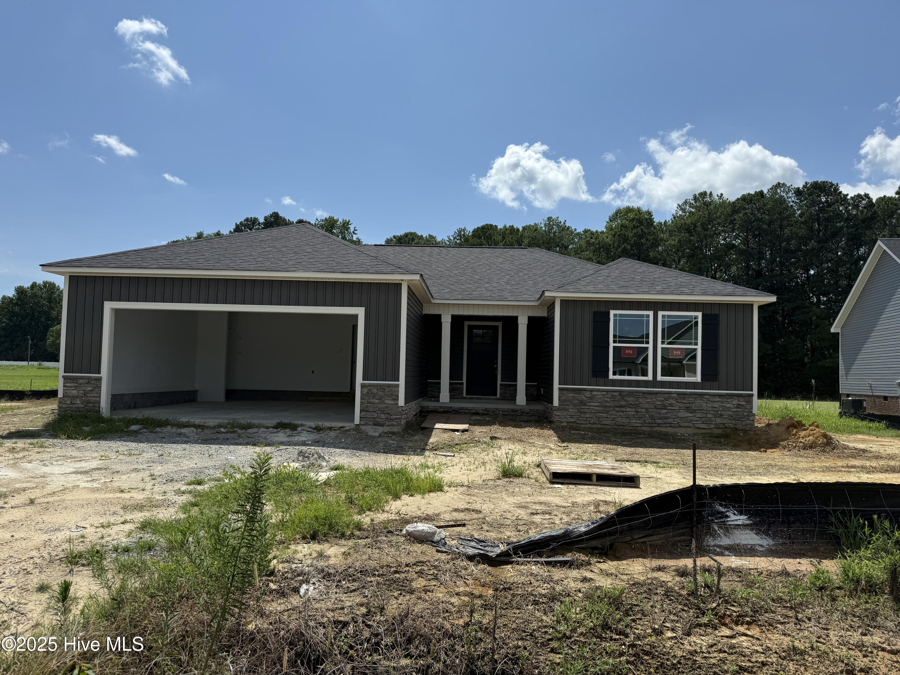215 Maxwell Farm Lane Property Photo 1
