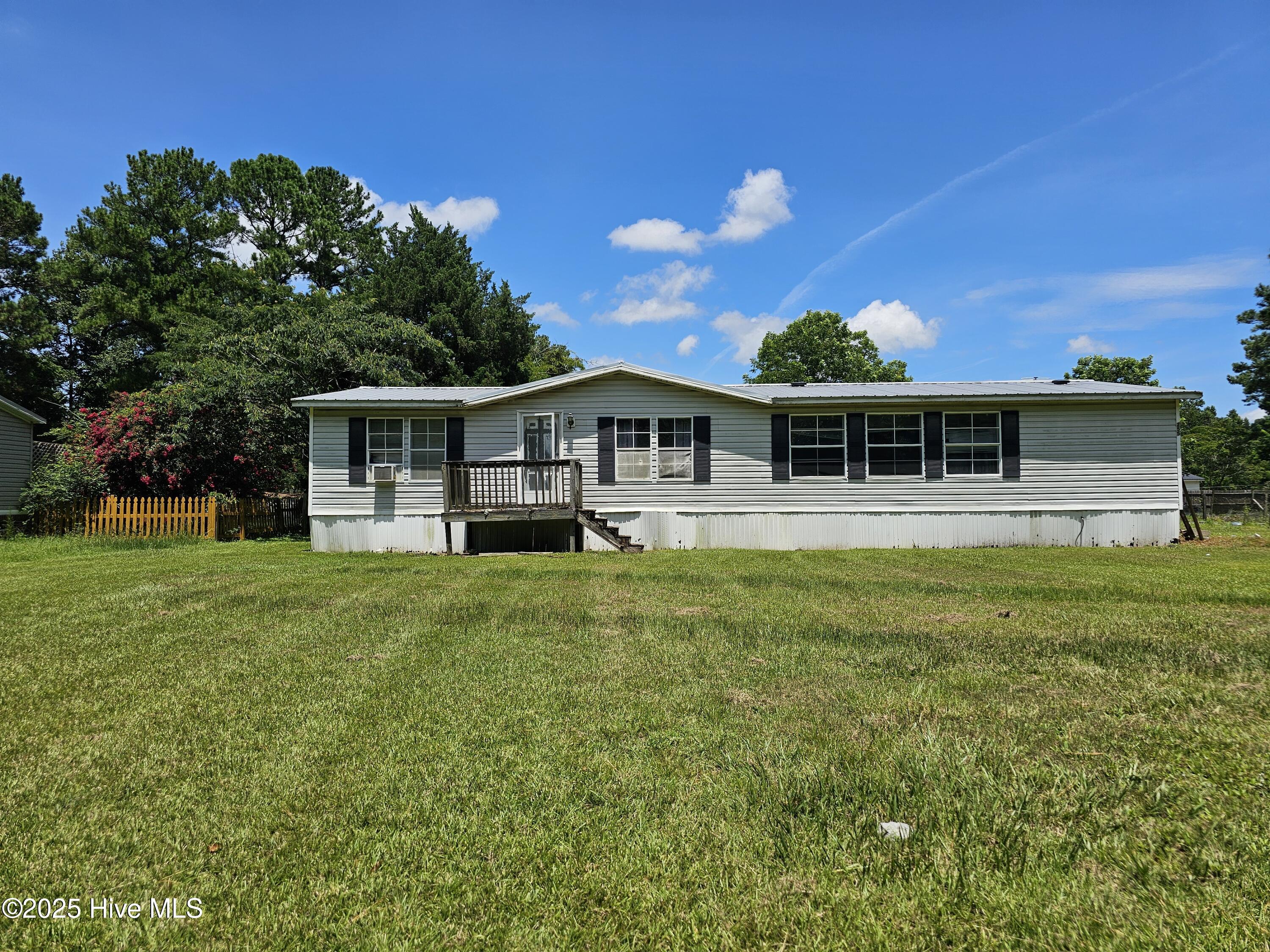 255 Pond Road Property Photo 1