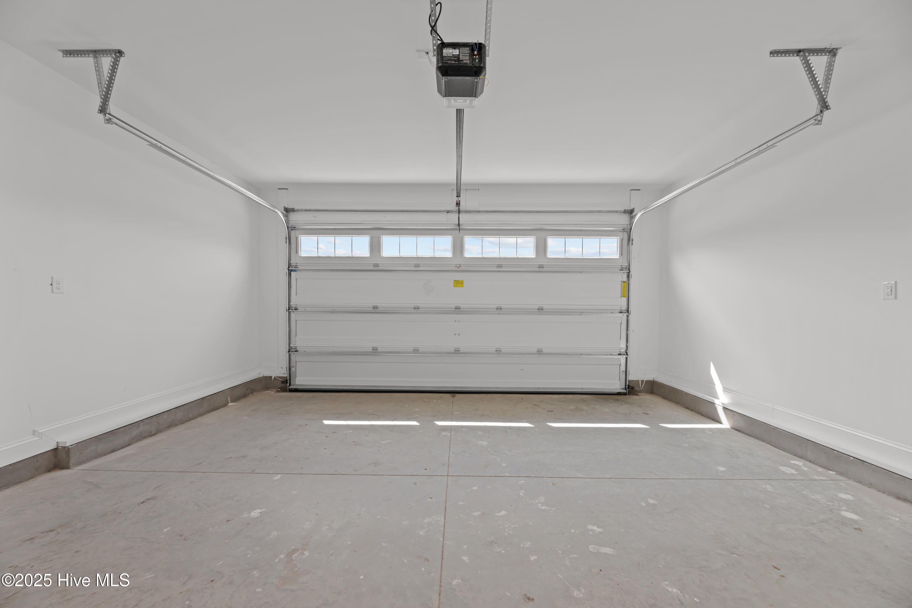 1004 Brighton Drive Property Photo 15