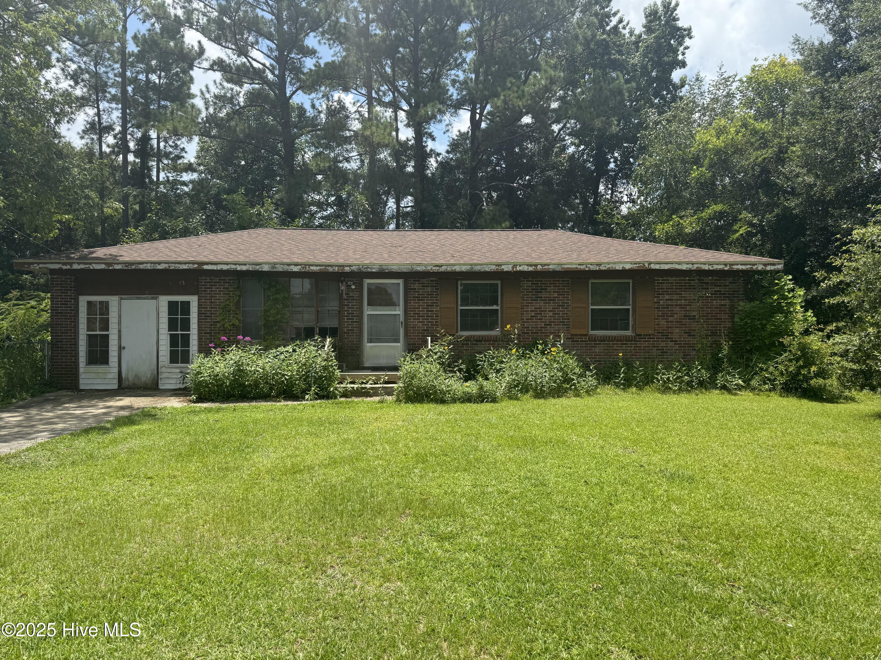 38 Cornell Drive Property Photo 1