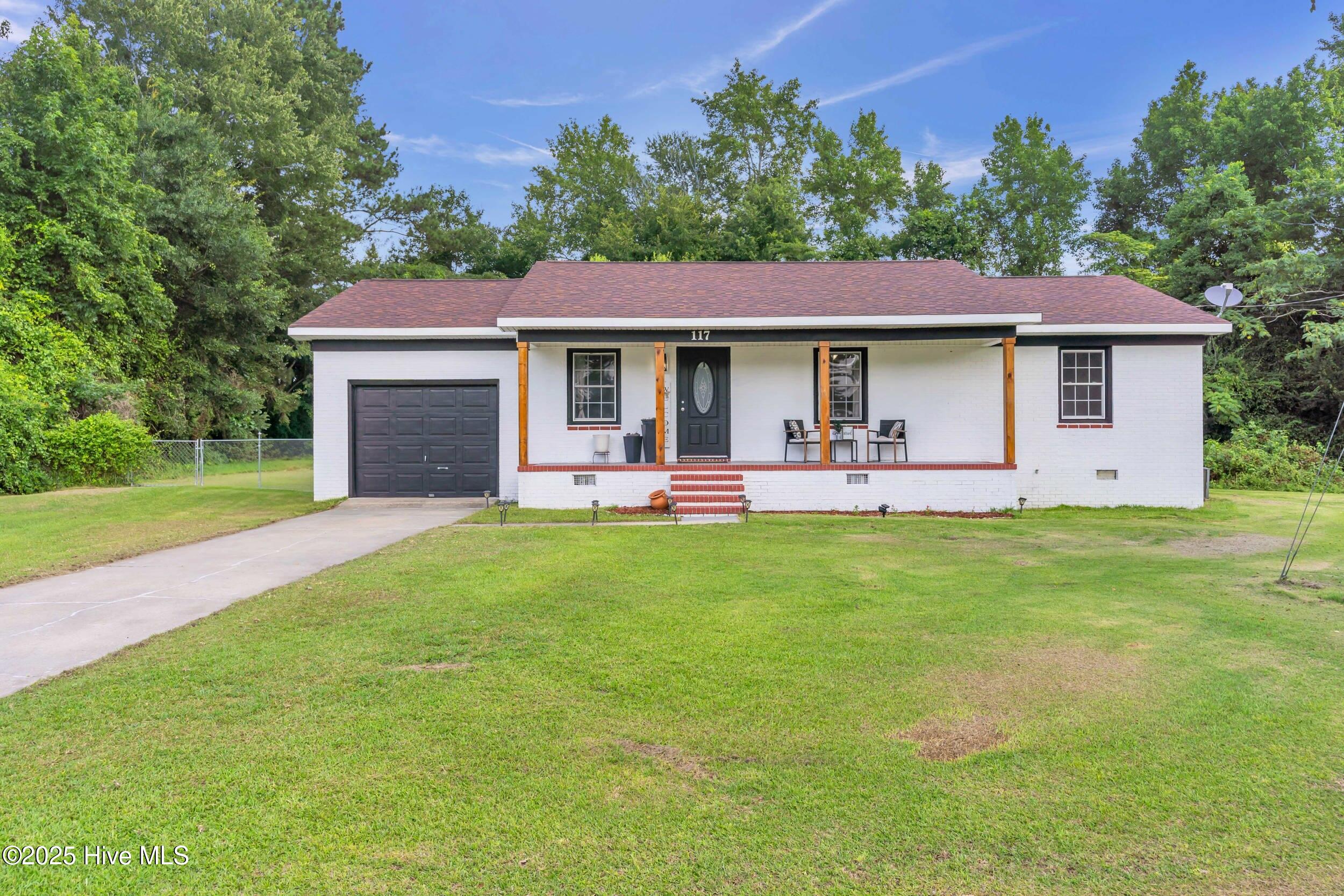 117 Linda Drive Property Photo 1