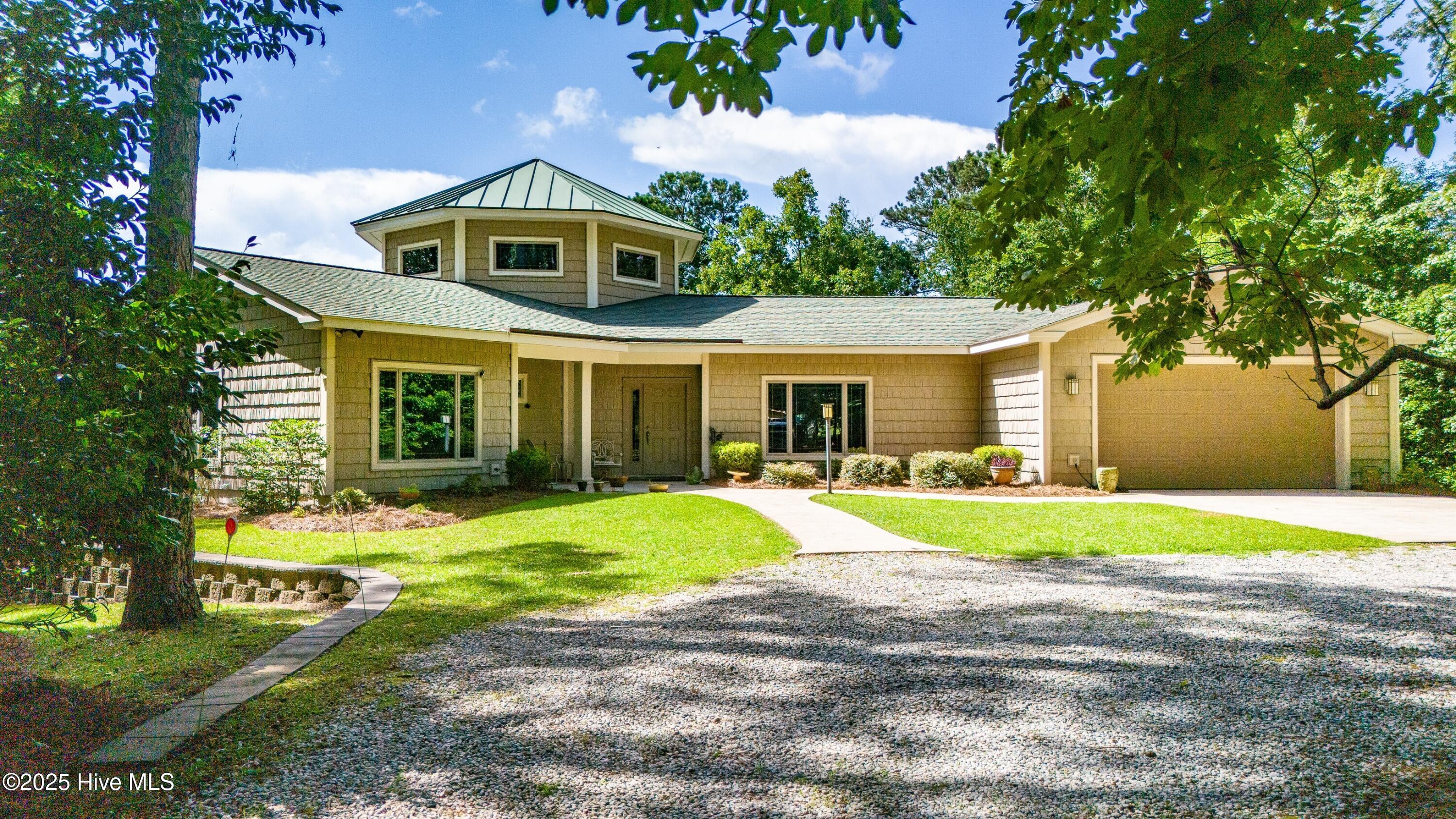 130 Willowbrook Drive Property Photo 1