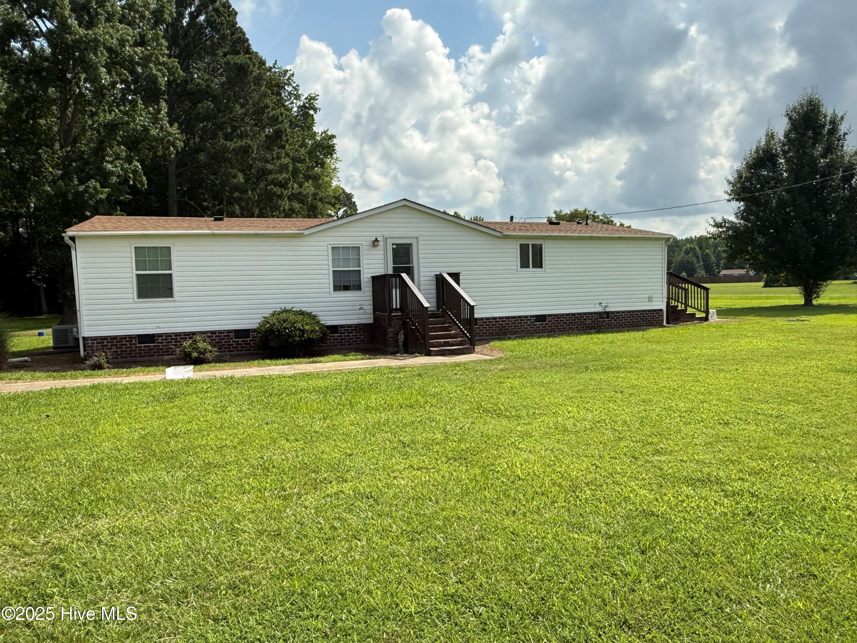 1089 Drum Hill Road Property Photo 1