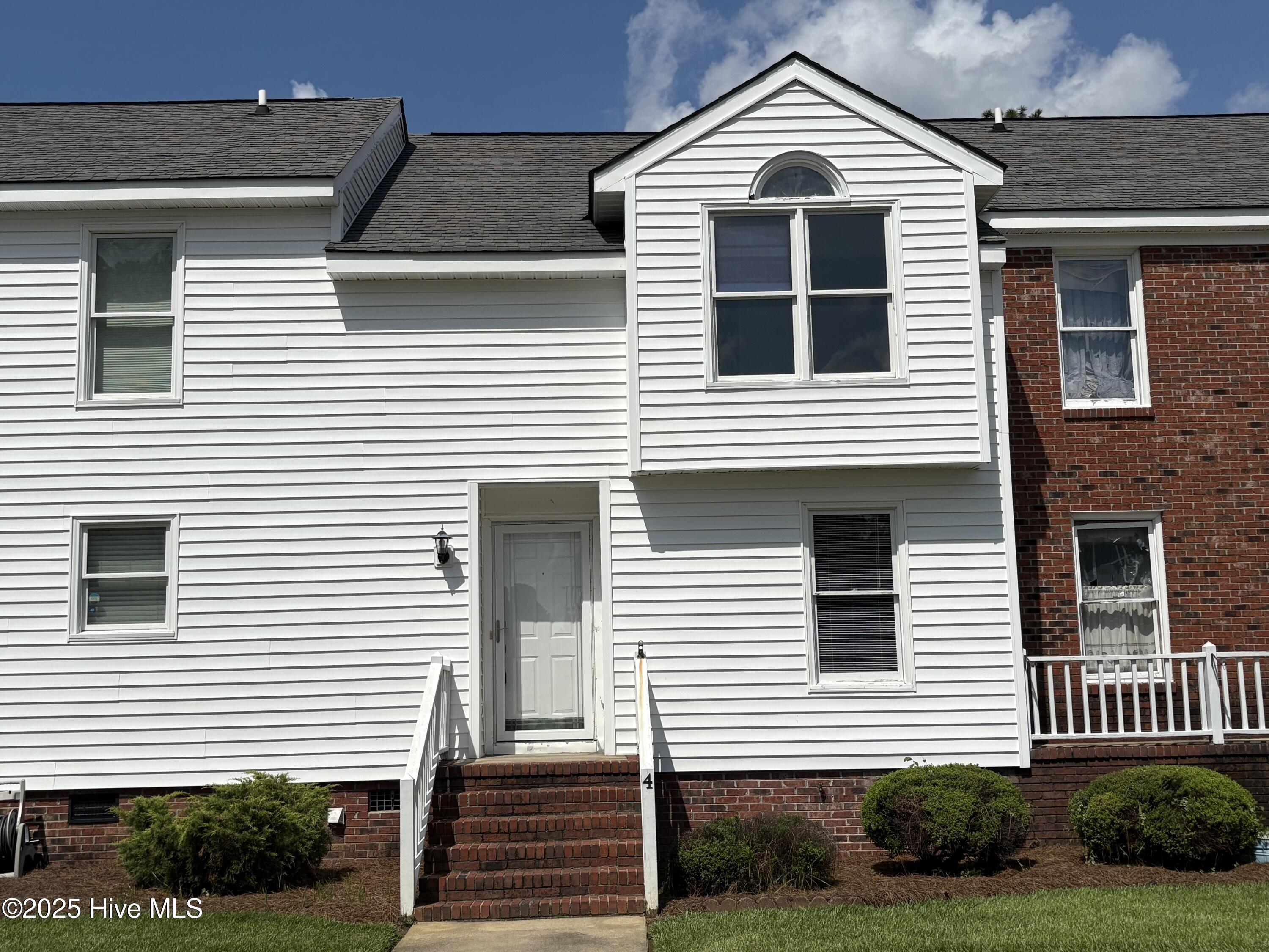 2506 Saint Christopher Circle Apt 4 Property Photo 1