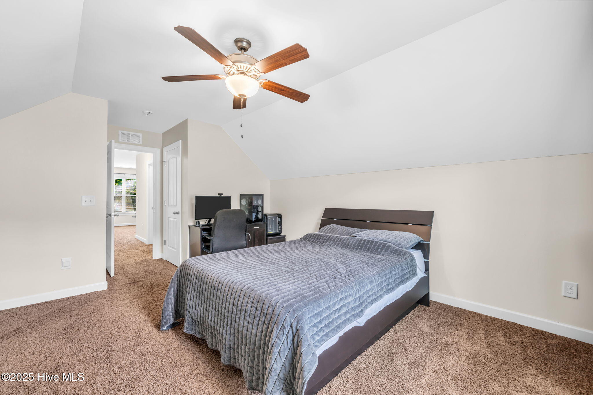 191 Ainsley Court Property Photo 40
