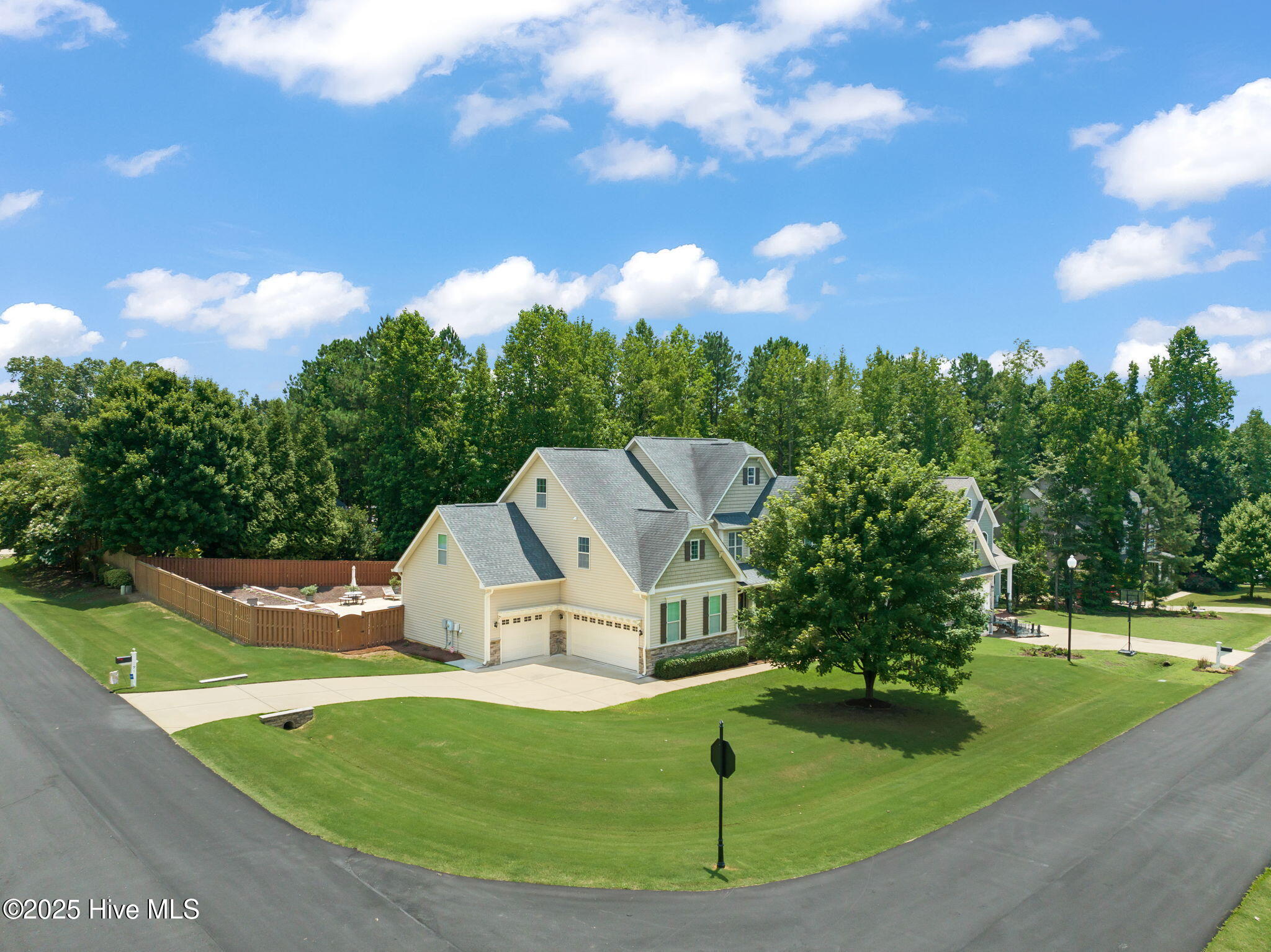 191 Ainsley Court Property Photo 63