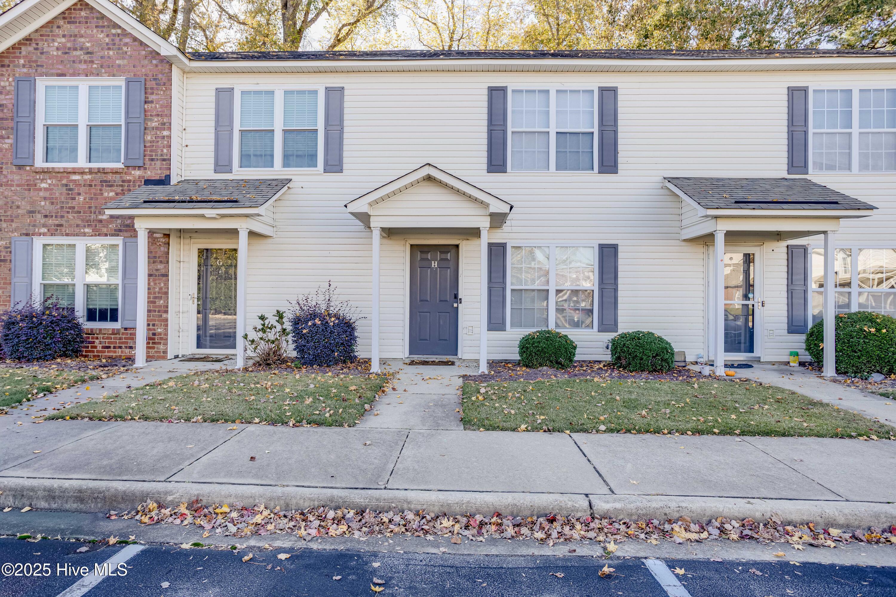 4182 Dudleys Grant Dr H Property Photo 1