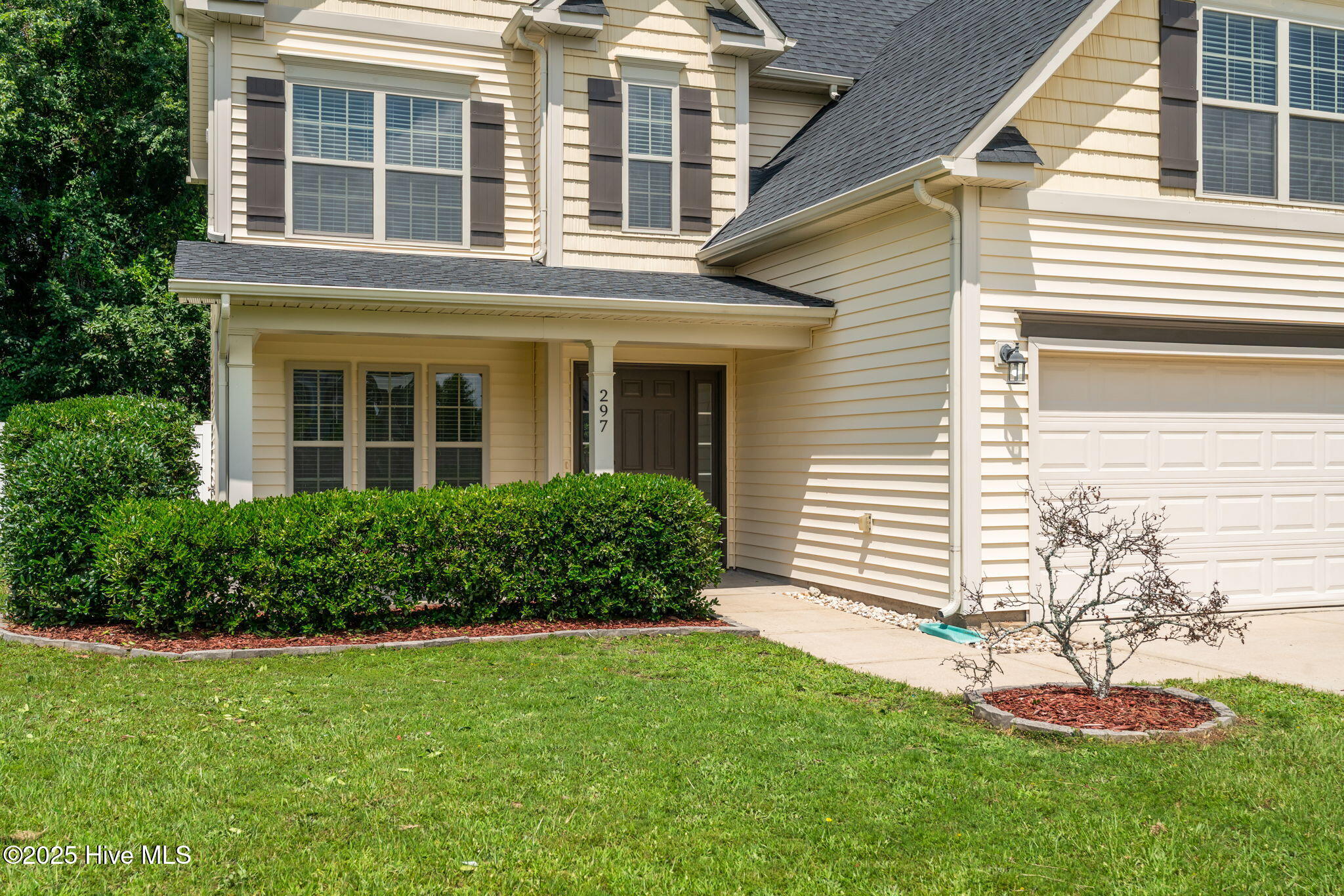 297 Colonist Place Property Photo 1