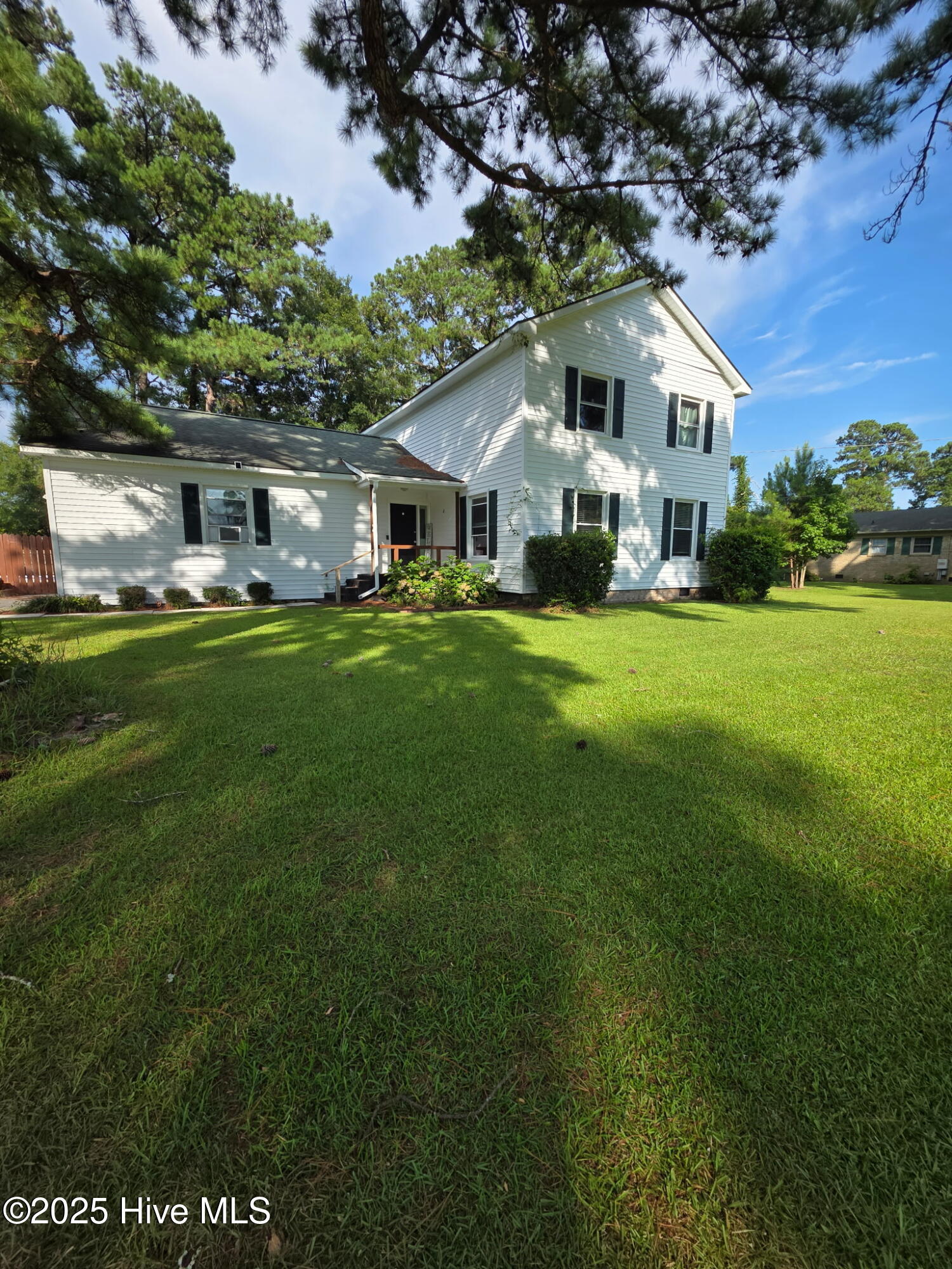 200 Snead Road Property Photo 1