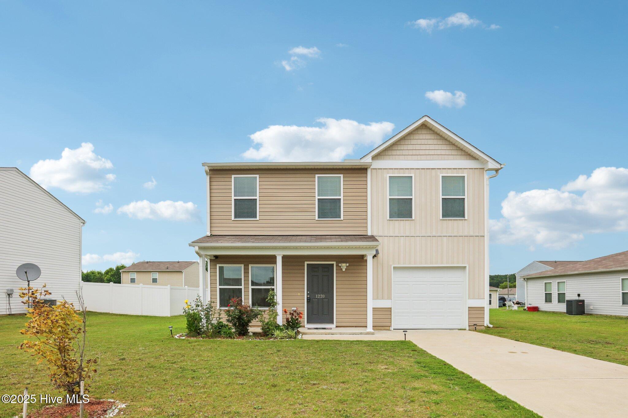1220 Fescue Road Property Photo 1