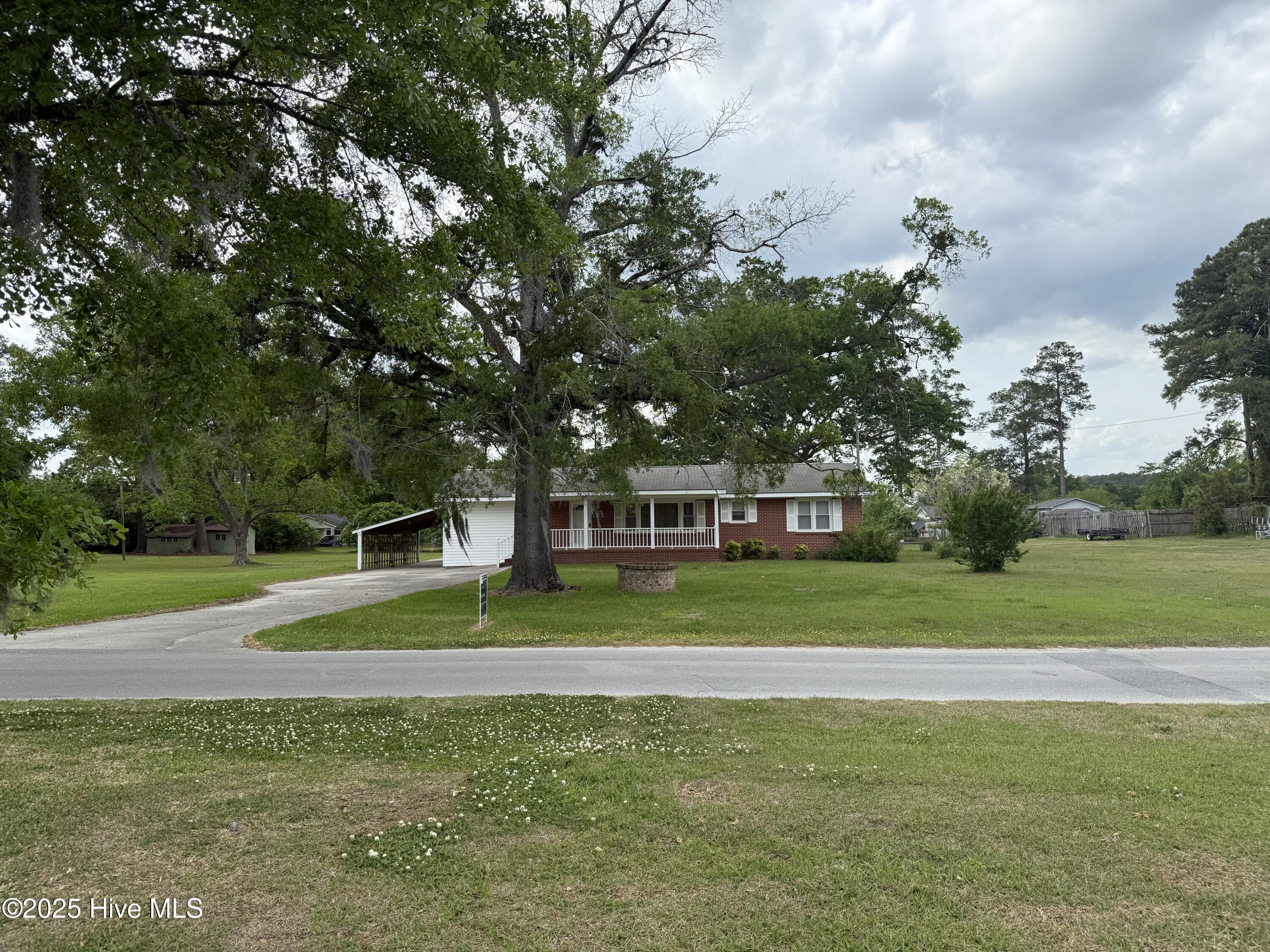 204 Glenburnie Drive Property Photo 1