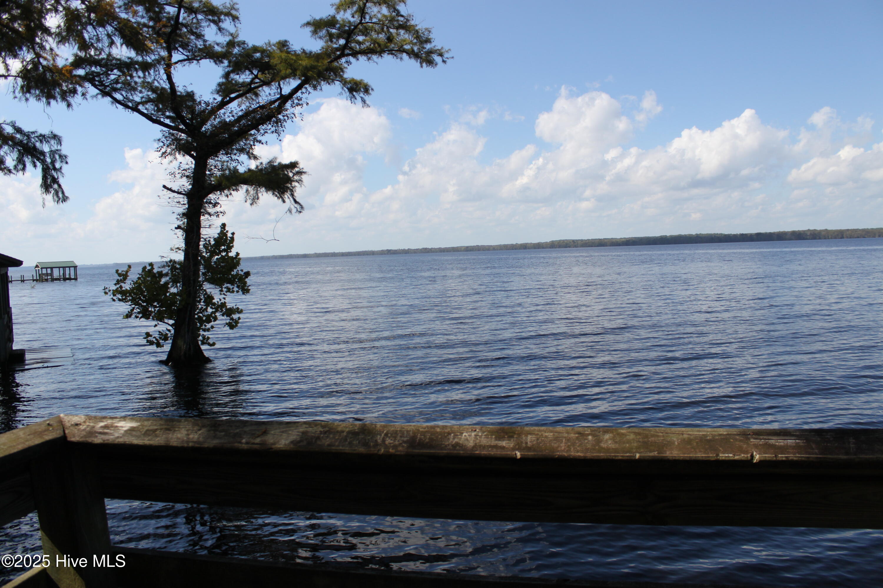 415 Cannons Ferry Road Property Photo 1