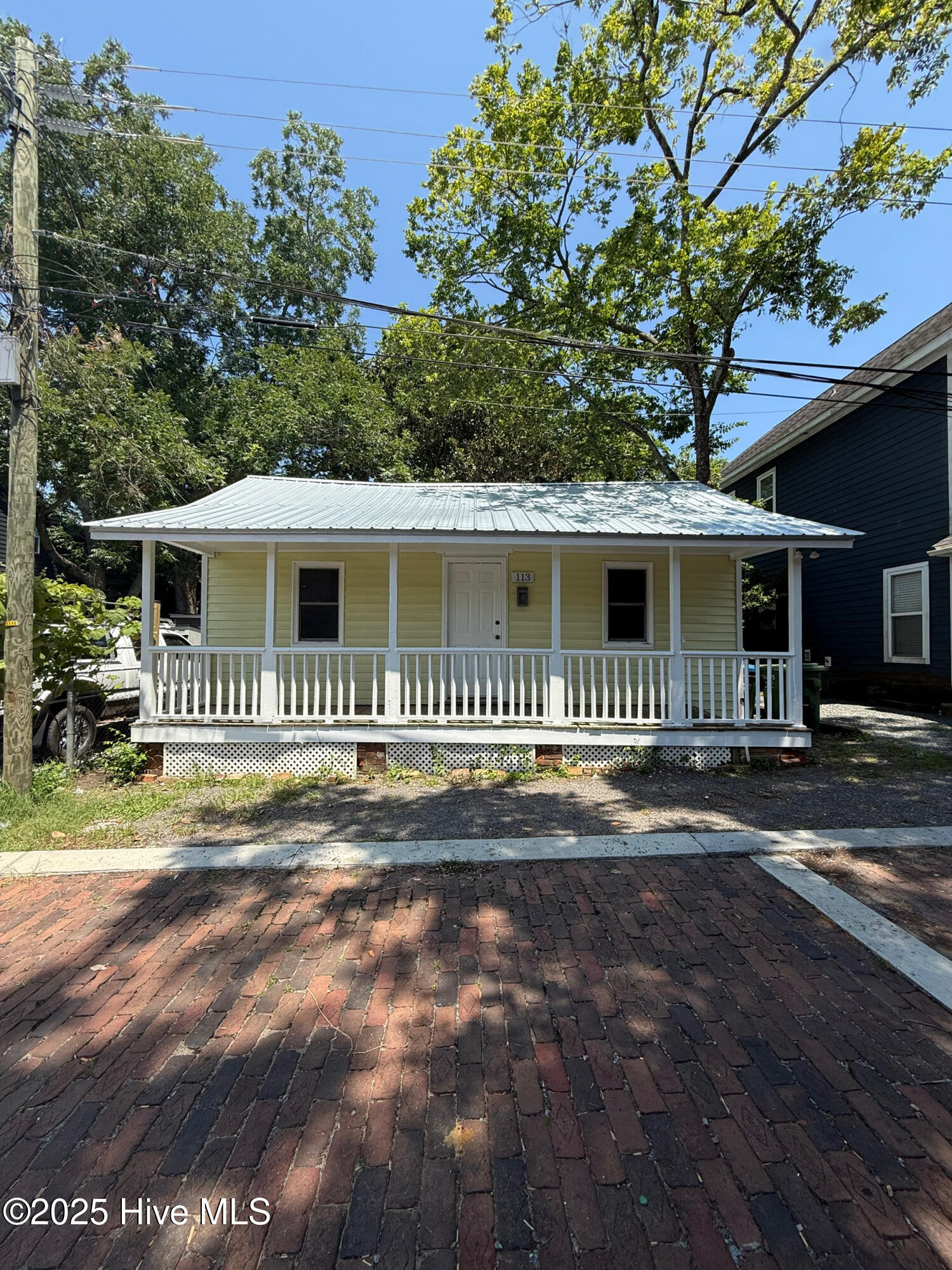 113 St James Street Property Photo 1