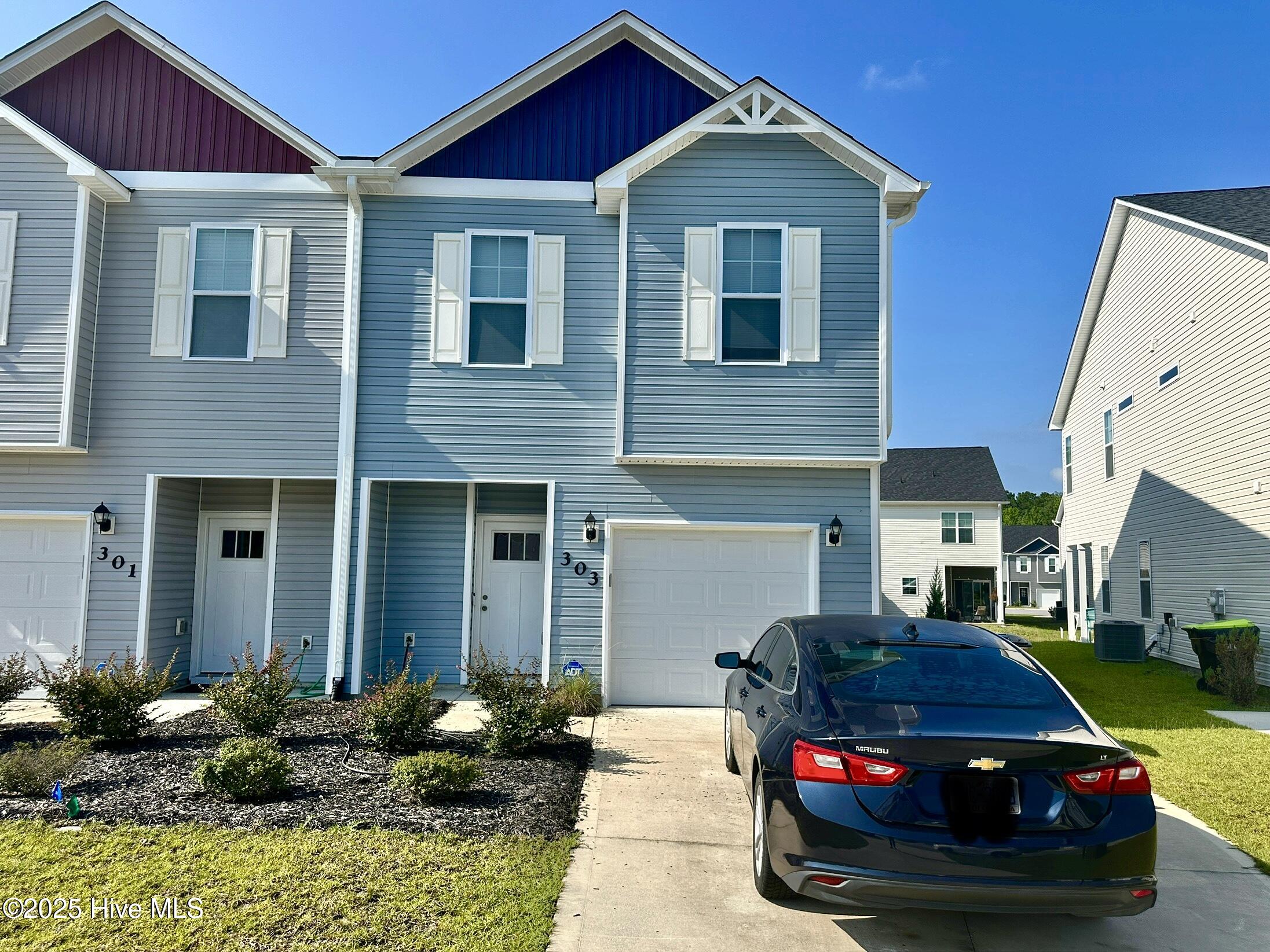 303 Otis Lane Property Photo 1