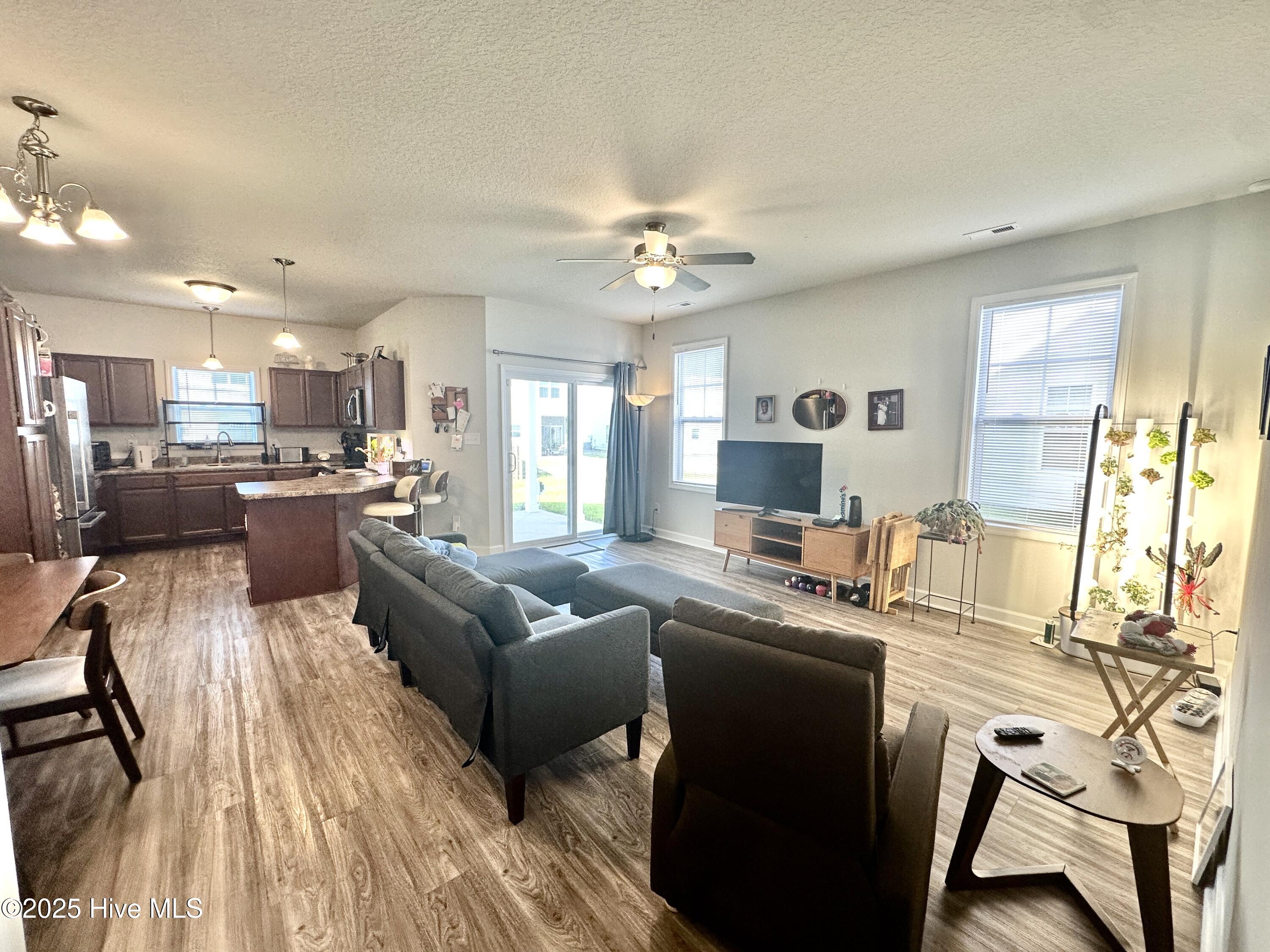 303 Otis Lane Property Photo 3