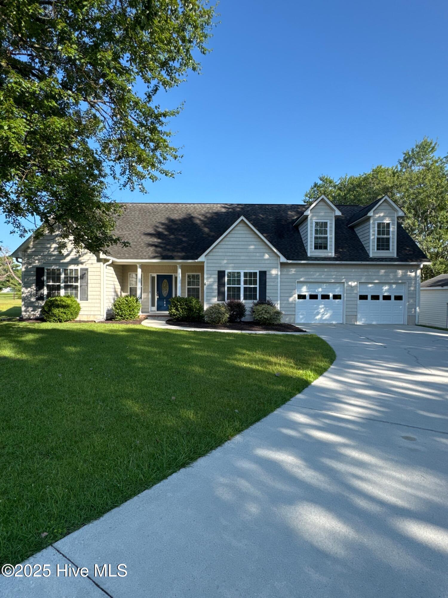 104 Bogey Court Property Photo 1