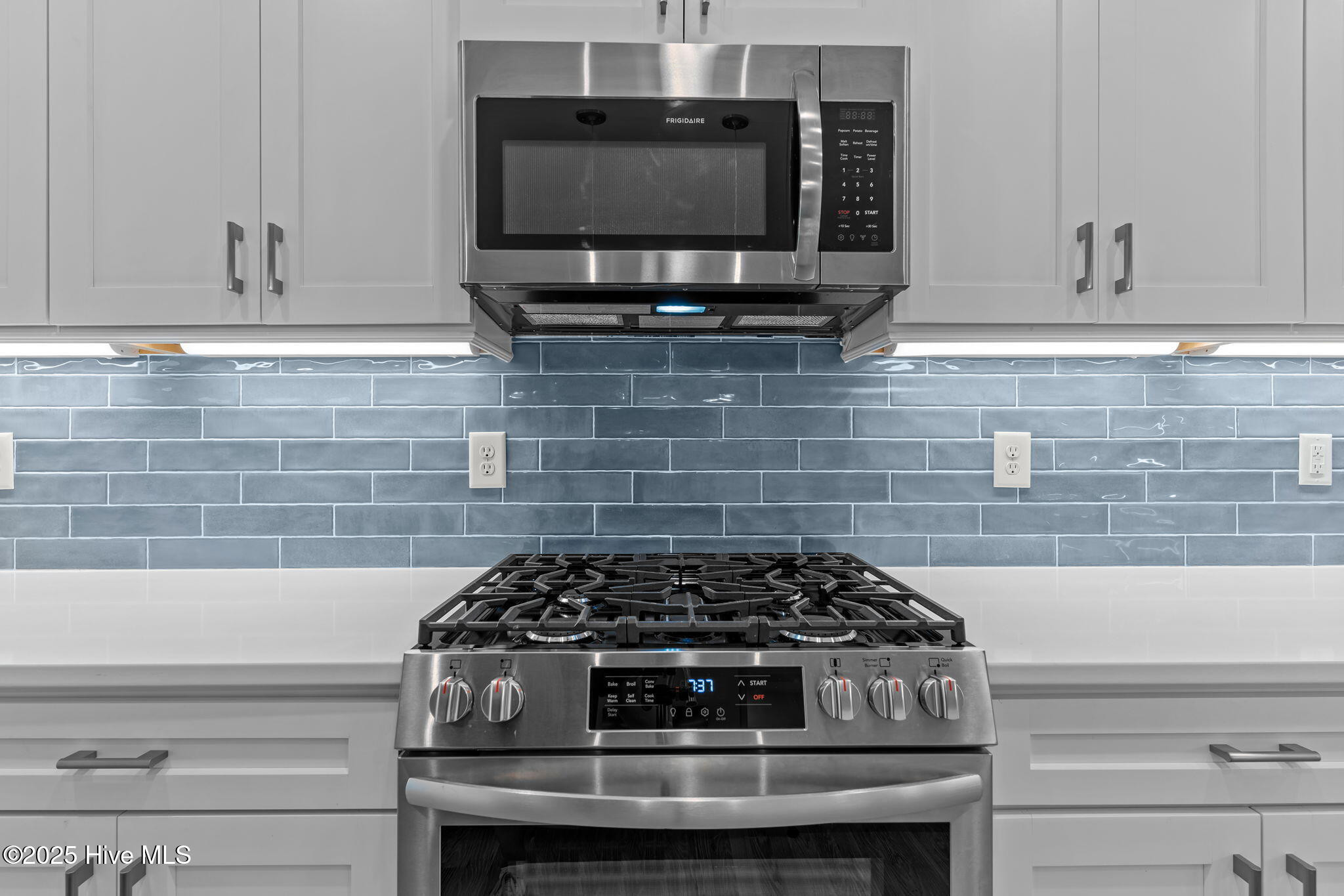 275 Sailor Sky Way Property Photo 6