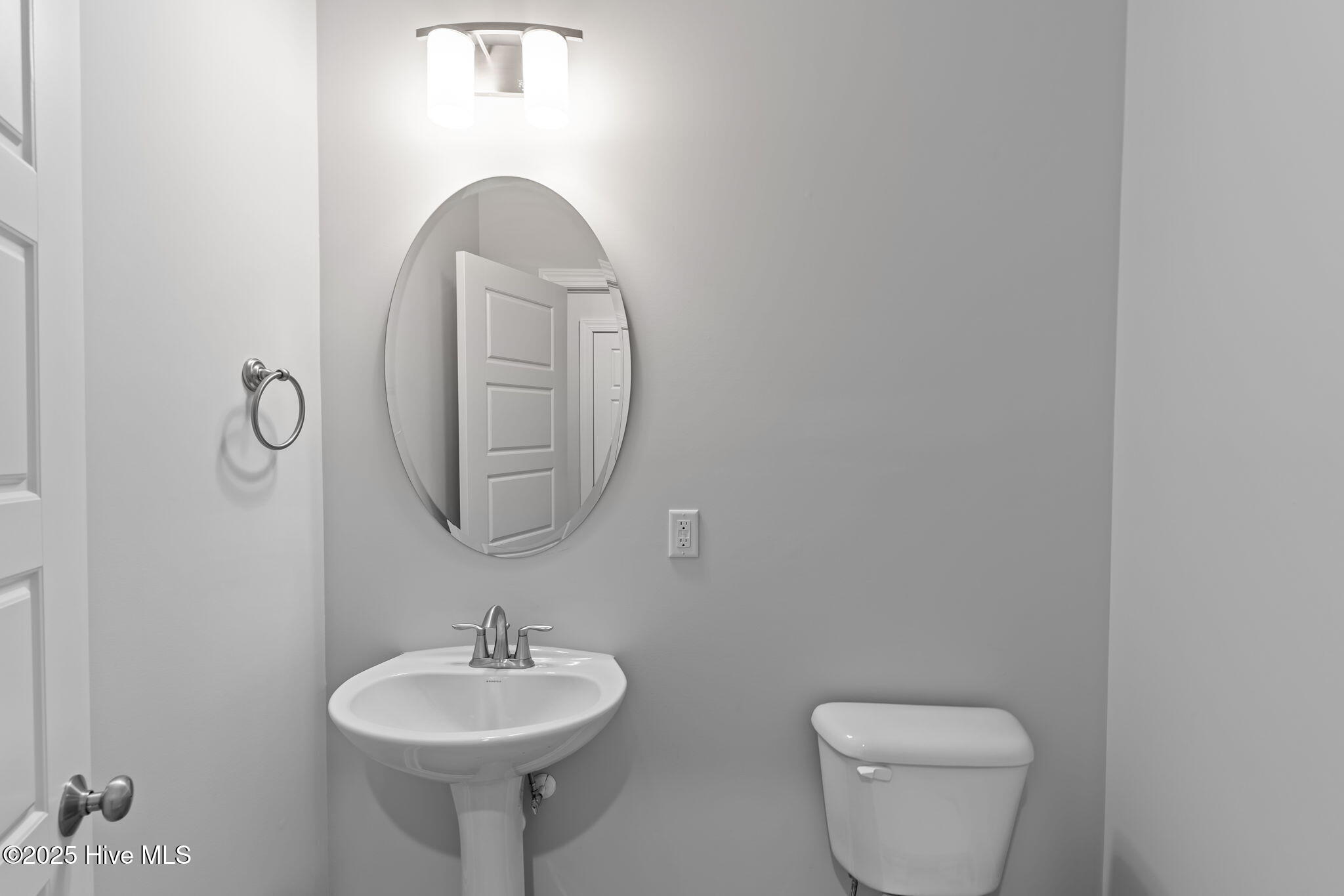 275 Sailor Sky Way Property Photo 21