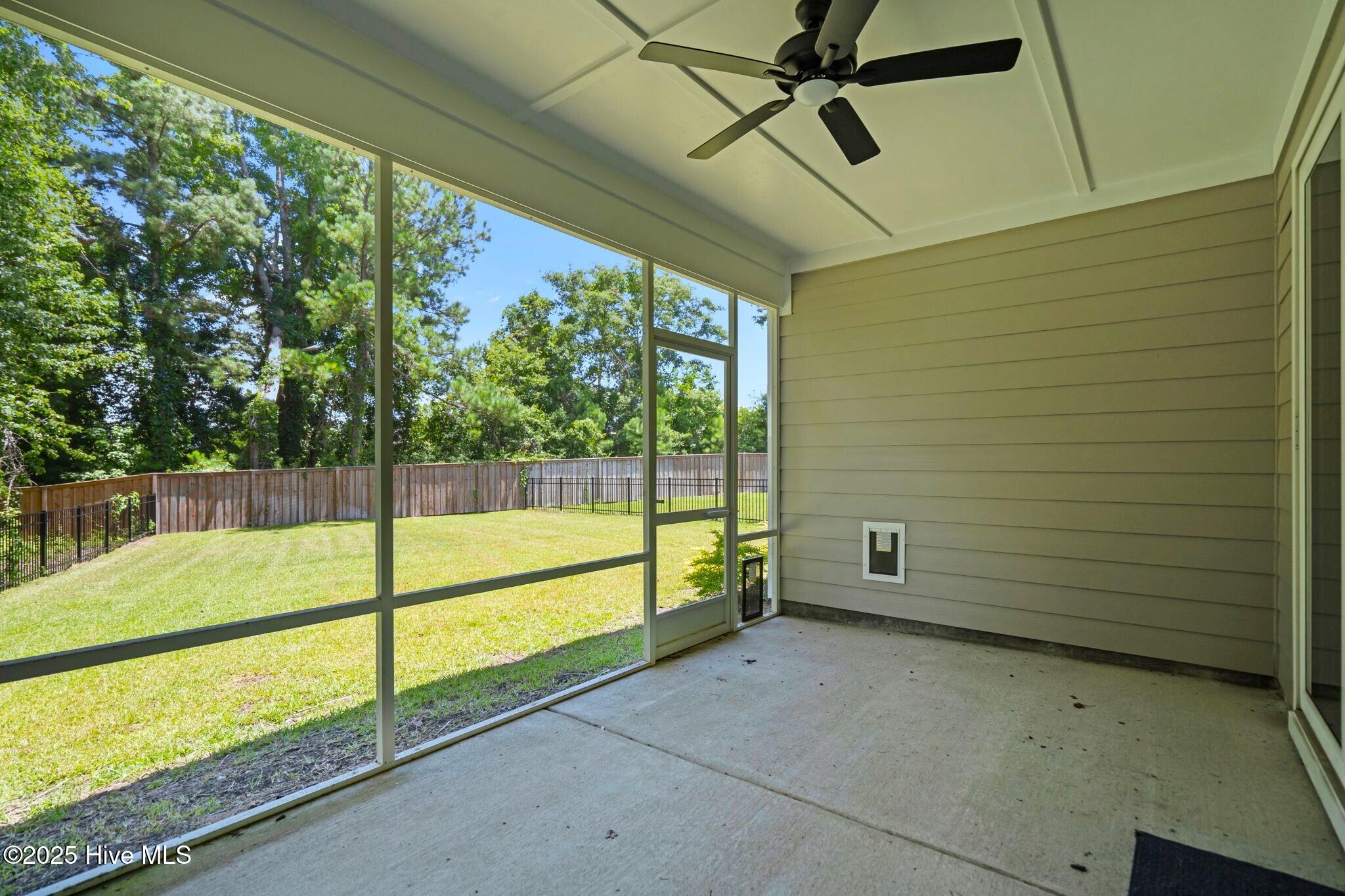 275 Sailor Sky Way Property Photo 23